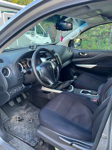 Imagine Nissan Navara Navara DC Visia