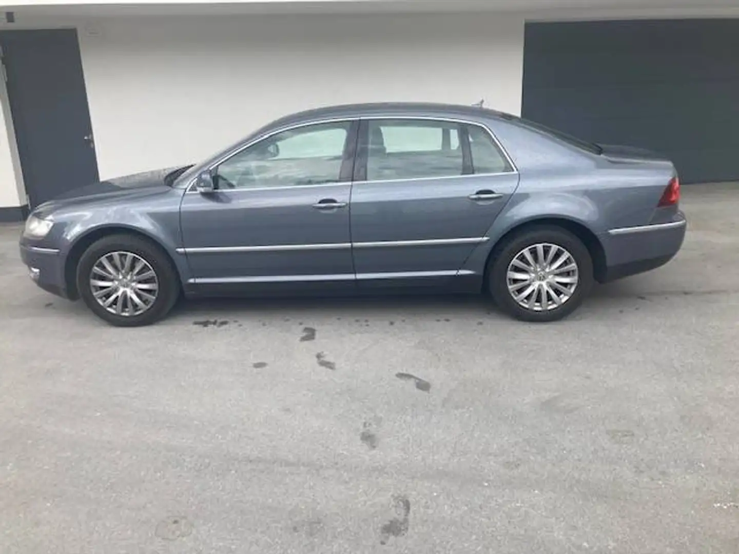 Volkswagen Phaeton V6 TDI  4 motion Grau - 1