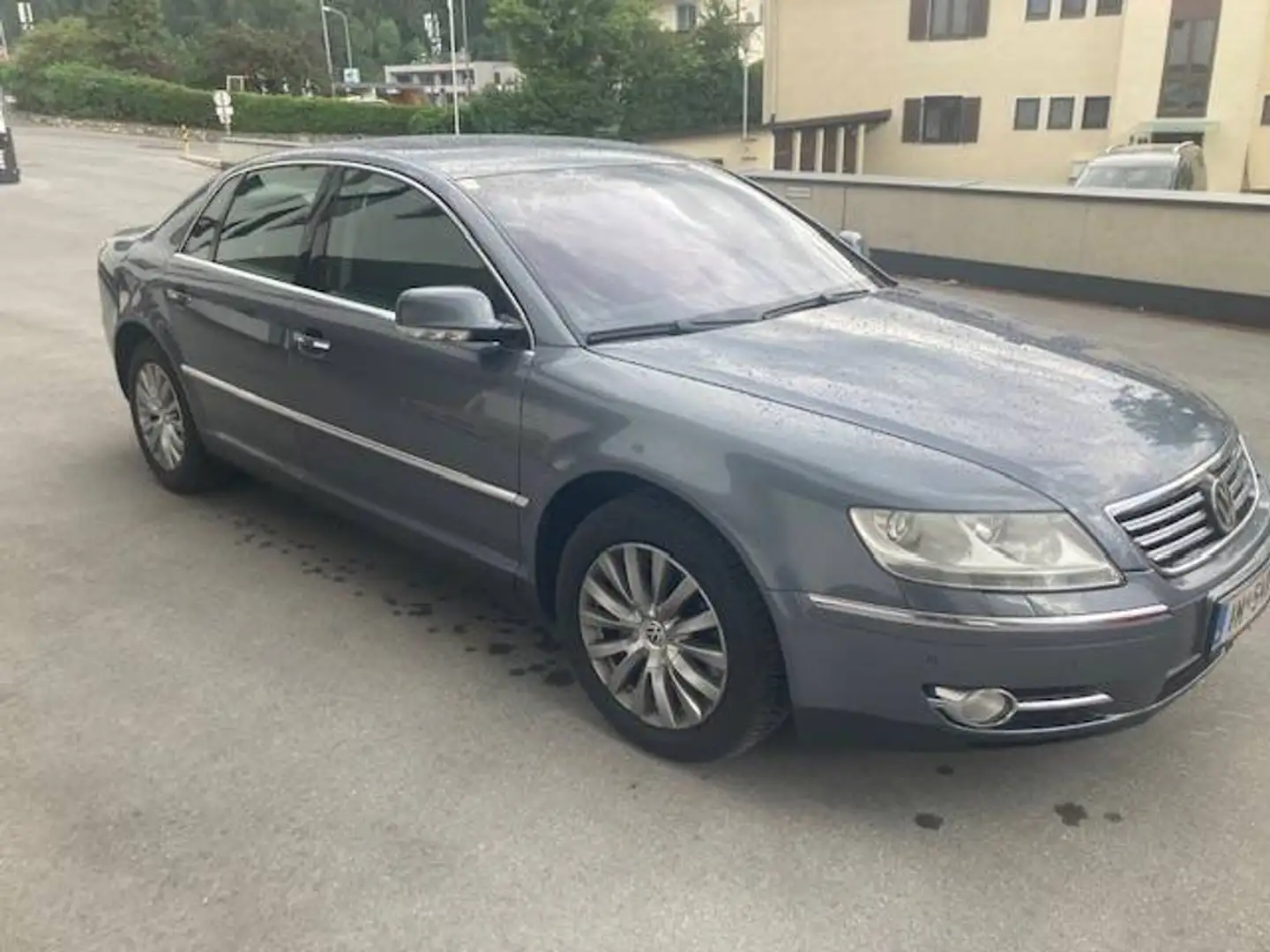 Volkswagen Phaeton V6 TDI  4 motion Grau - 2
