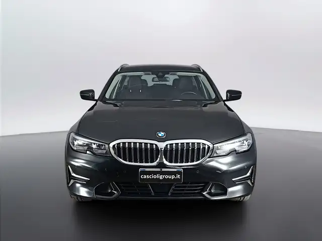 BMW 3 Series view 2