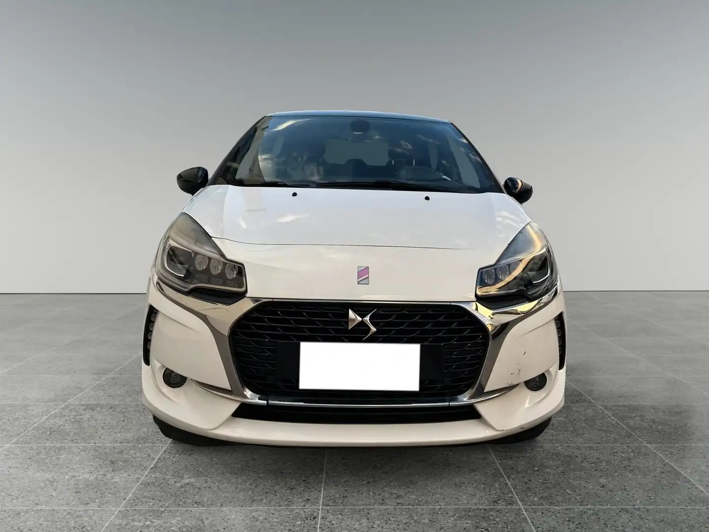 DS Automobiles DS 3 DS 3 PureTech 82 Performance Line Bianco - 2