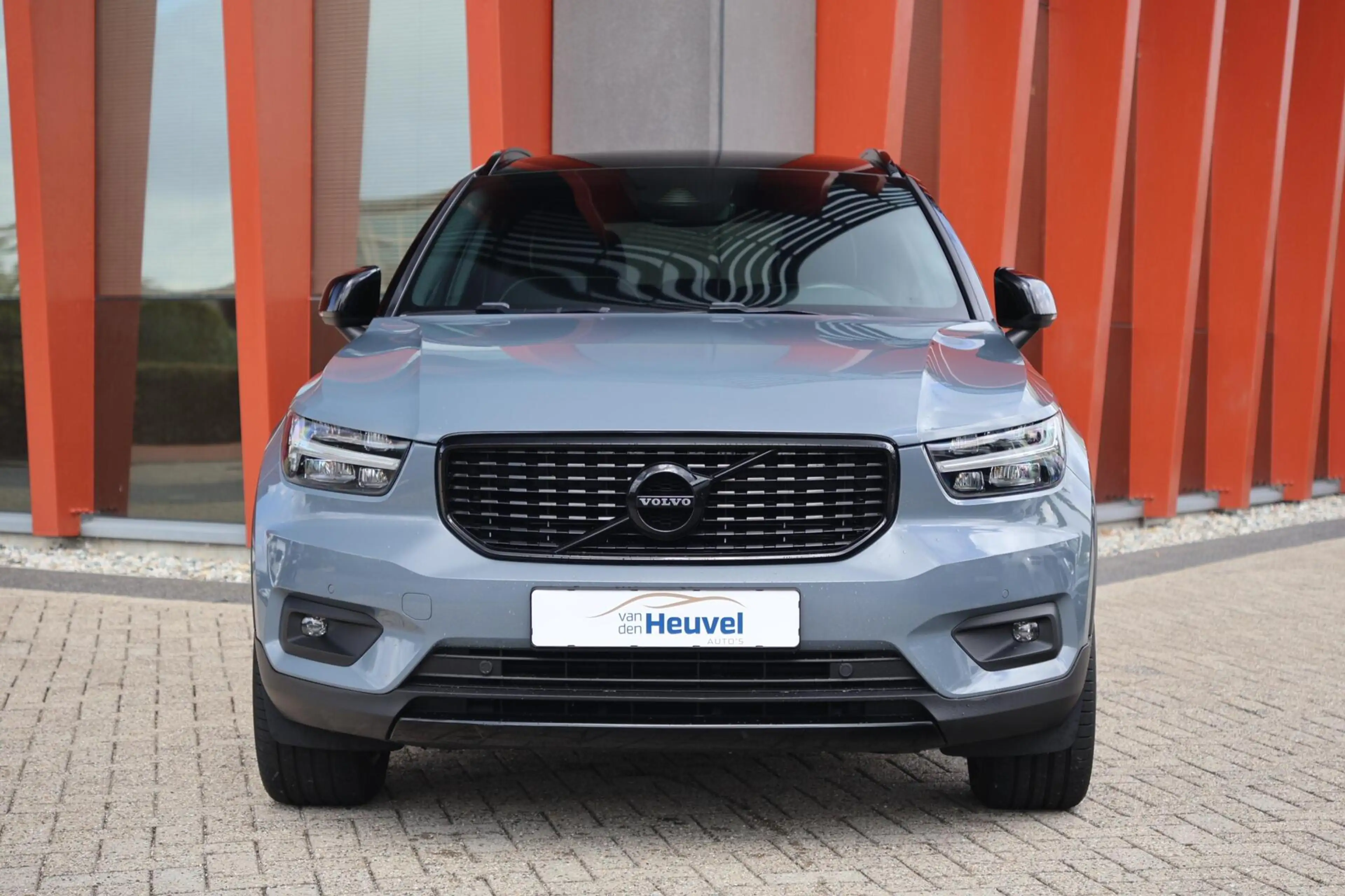 Volvo XC40 T4 Recharge R-Design | Stoelverwarming | Parkeerca — photo 2