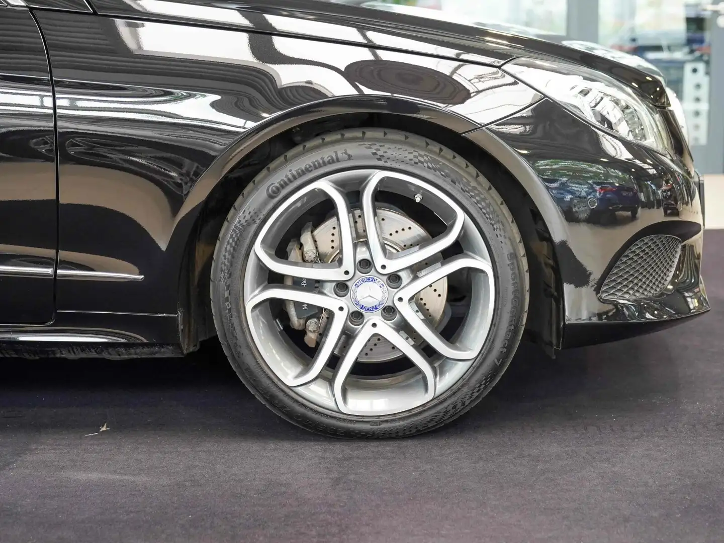 Mercedes-Benz E 220 E 220 CDI Cabrio Sport Paket seidenbeige LED ILS Чорний - 2