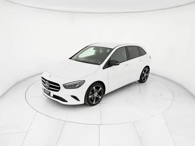 Mercedes-Benz B-Class view 2