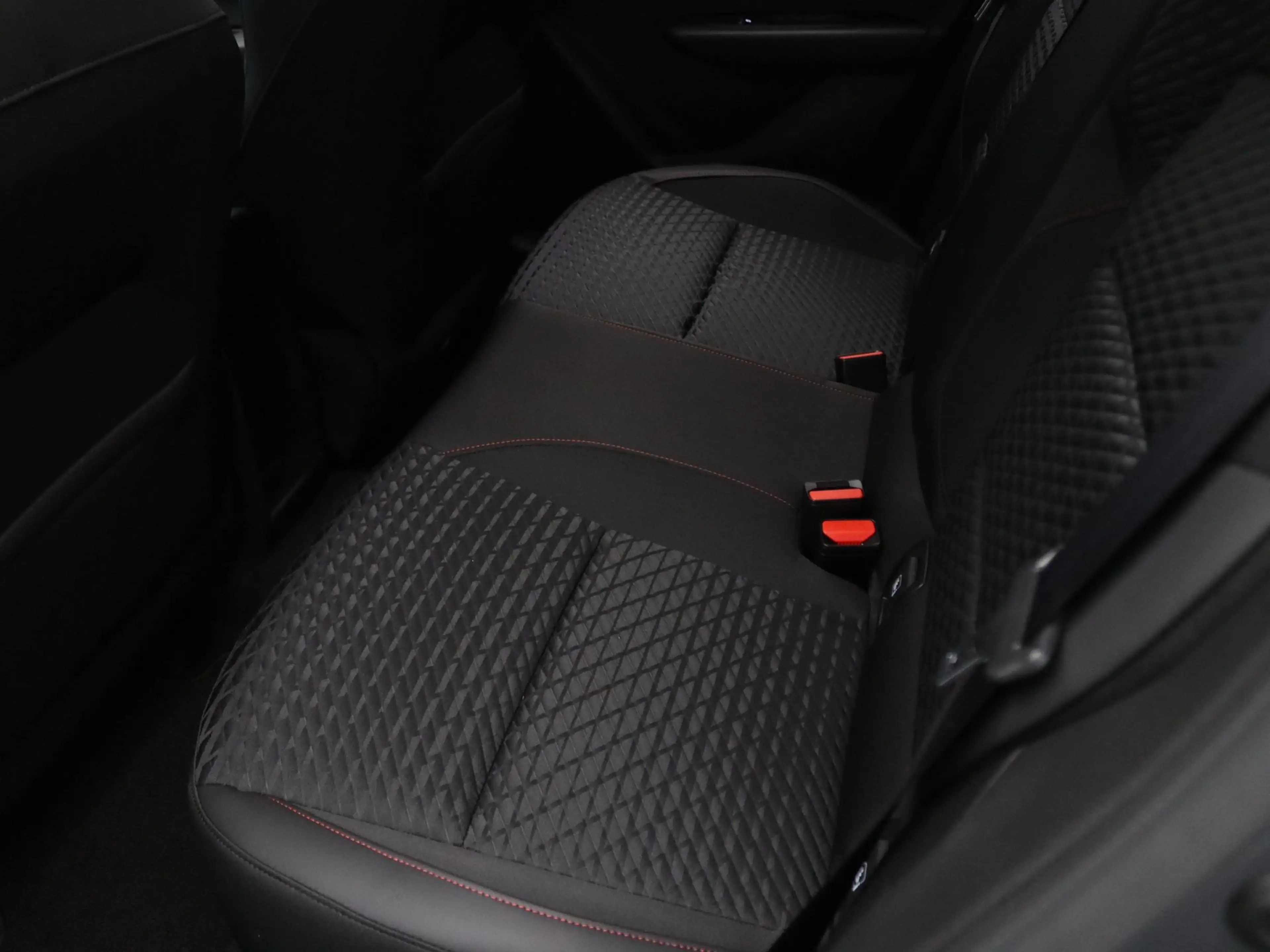 Renault Clio 160pk Hybrid techno 360° Camera | Stoelverw. — photo 26