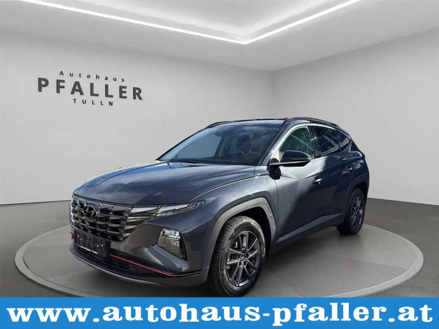 Hyundai TUCSON Tucson 1,6 T-GDI 2WD 48V Trend Line DCT Grau - 1