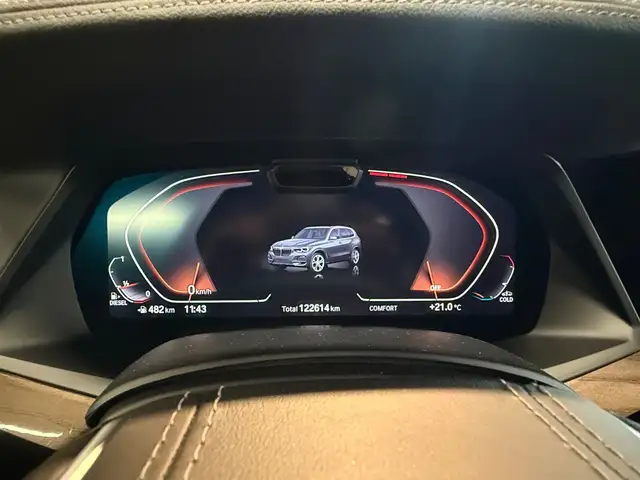 BMW X5 view 17