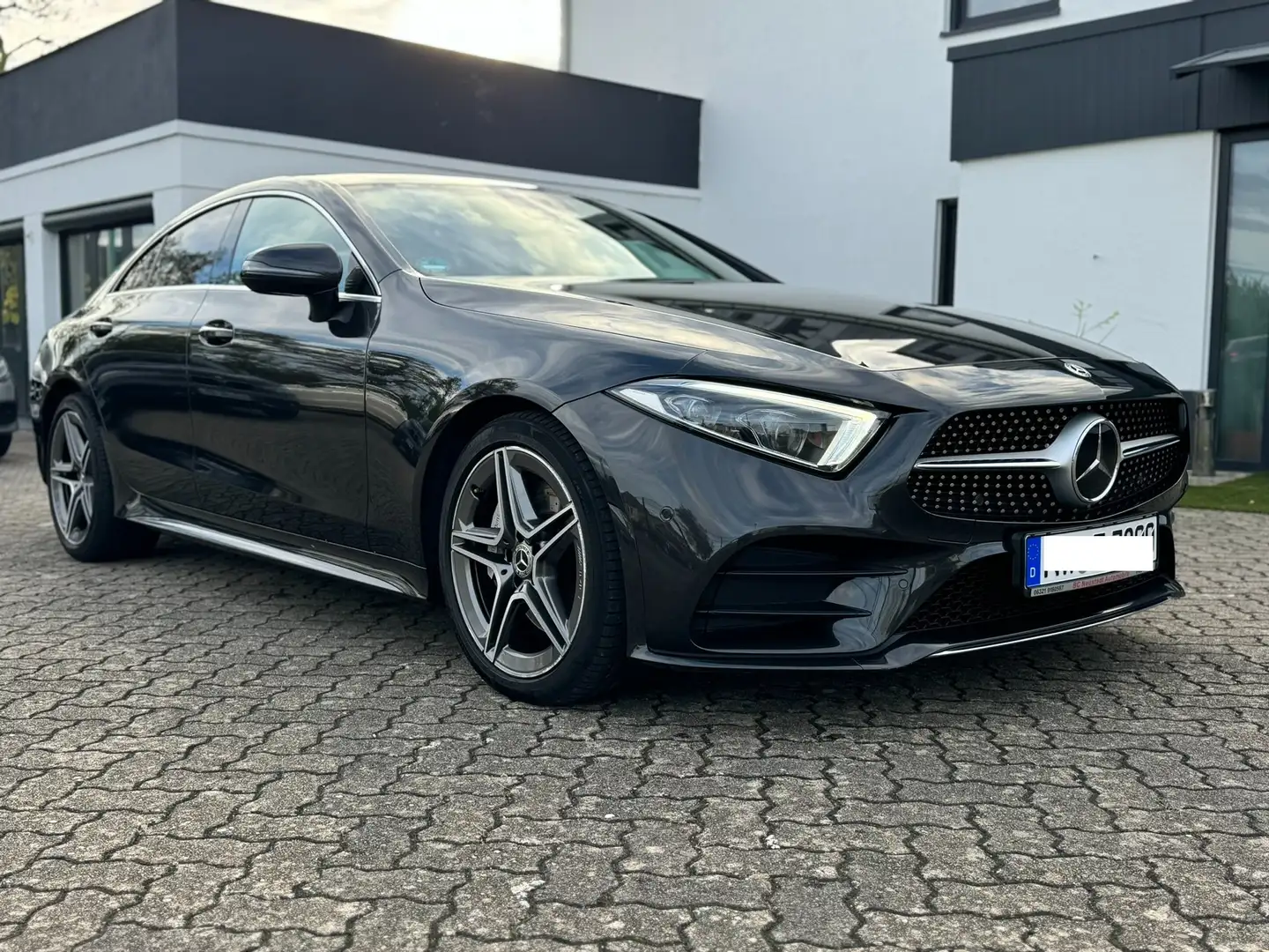 Mercedes-Benz CLS 350 CLS 350 d 4Matic 9G-TRONIC AMG Line Zwart - 1