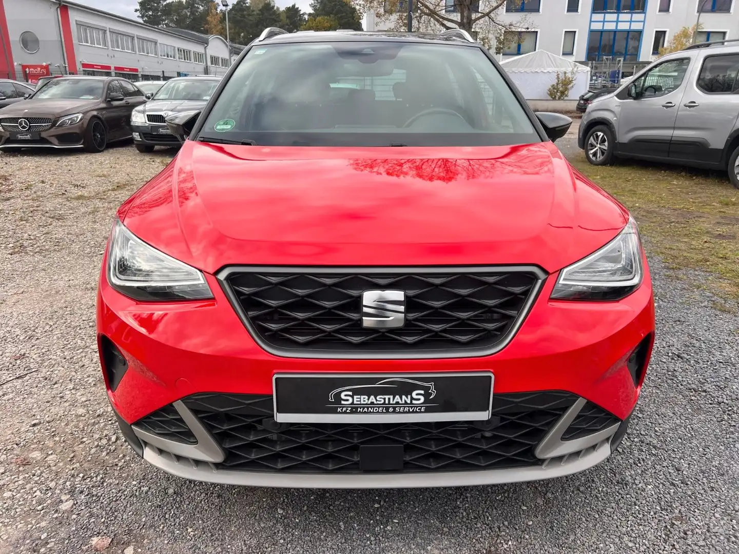 SEAT Arona FR LED Kamera Automatik SHZ Klimaautomatik Rouge - 2