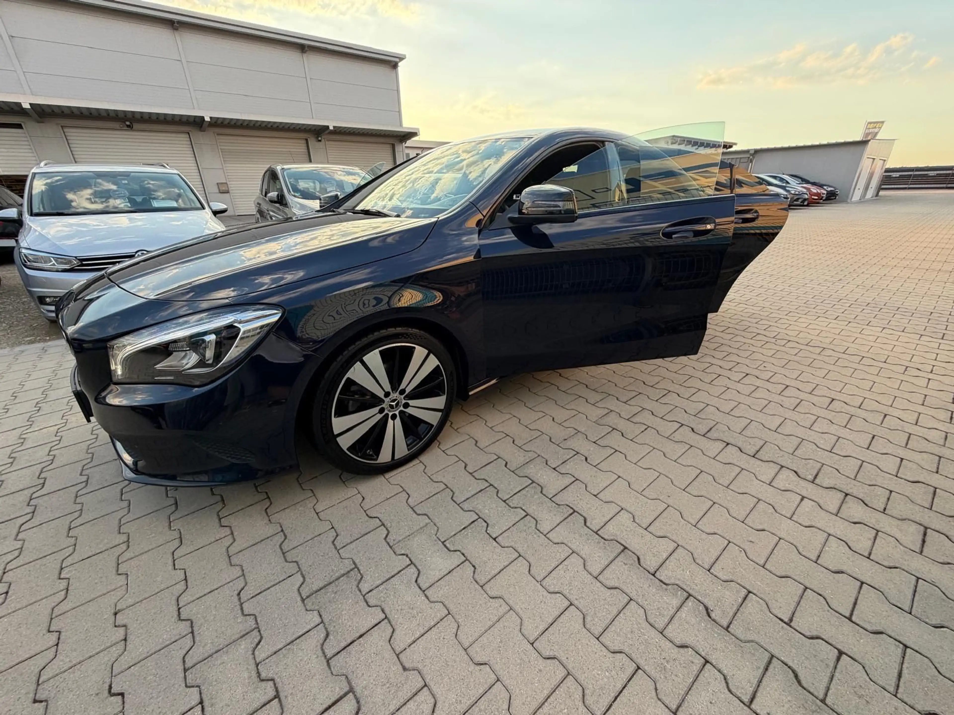 Mercedes-Benz CLA 220 CDI / d 4Matic*SH*AUTOMATIK*KAMERA*BT* — photo 12