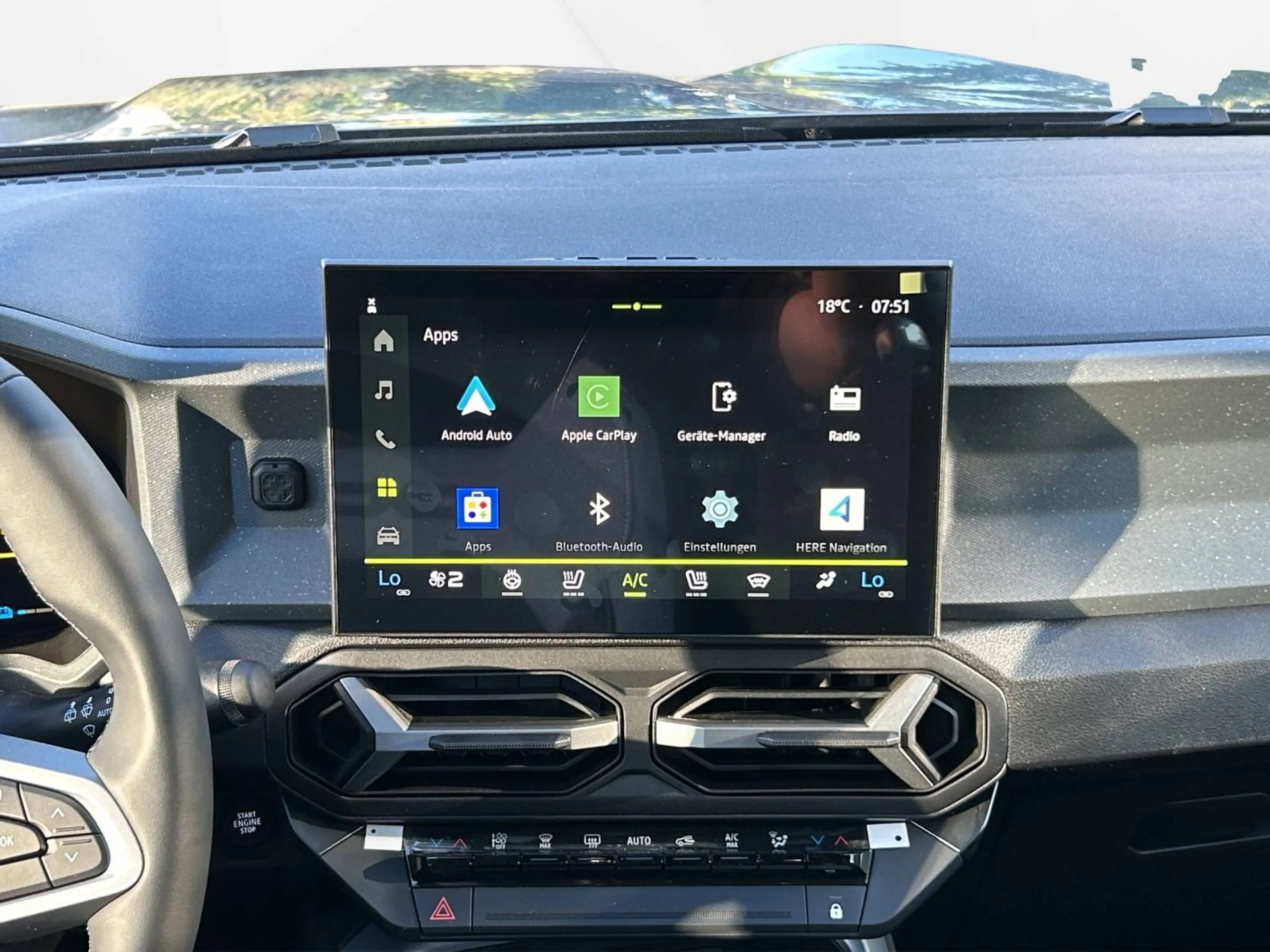 Dacia Bigster Hybrid 155 Journey el. Heckklappe, AHK — photo 15