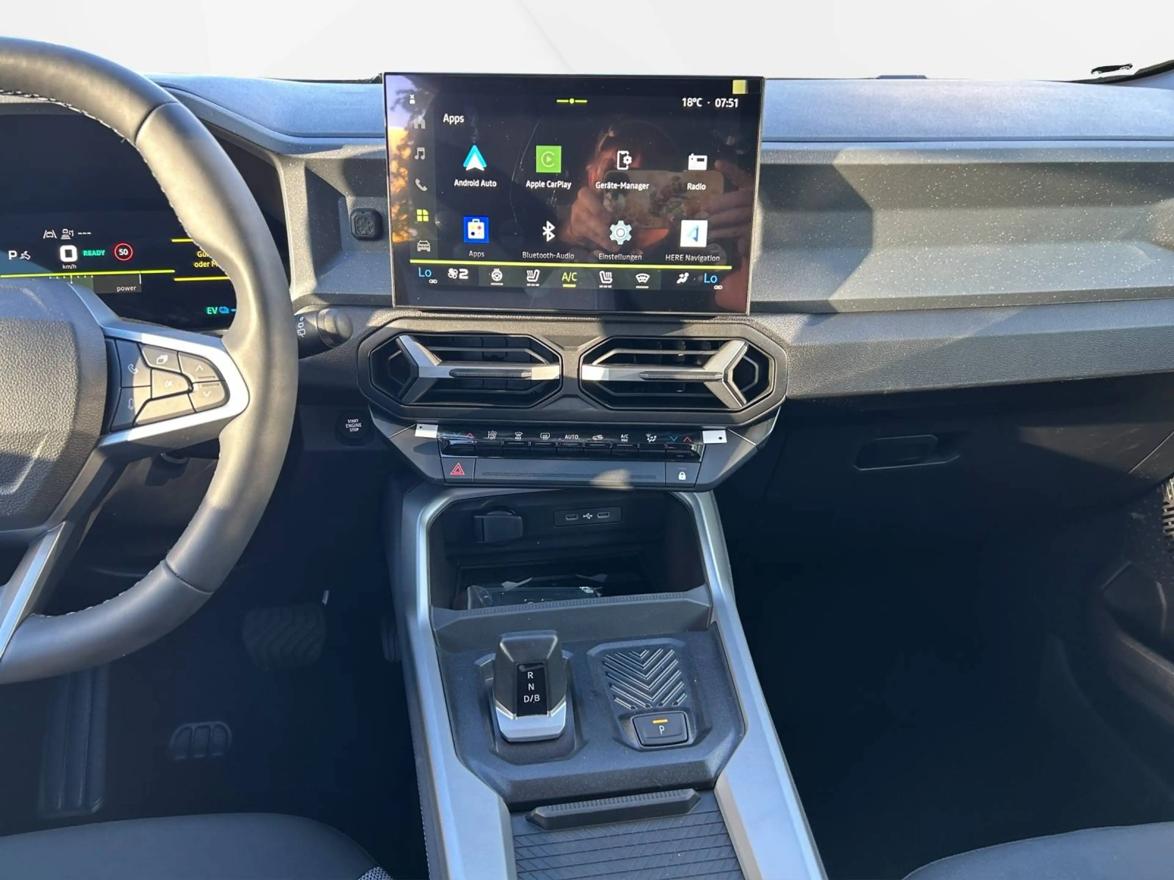 Dacia Bigster Hybrid 155 Journey el. Heckklappe, AHK — photo 14