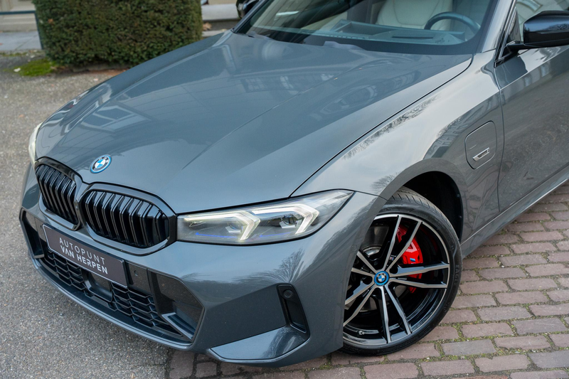 BMW 330 3-serie Touring 330e High Executive TREKHAAK | PAN — photo 13