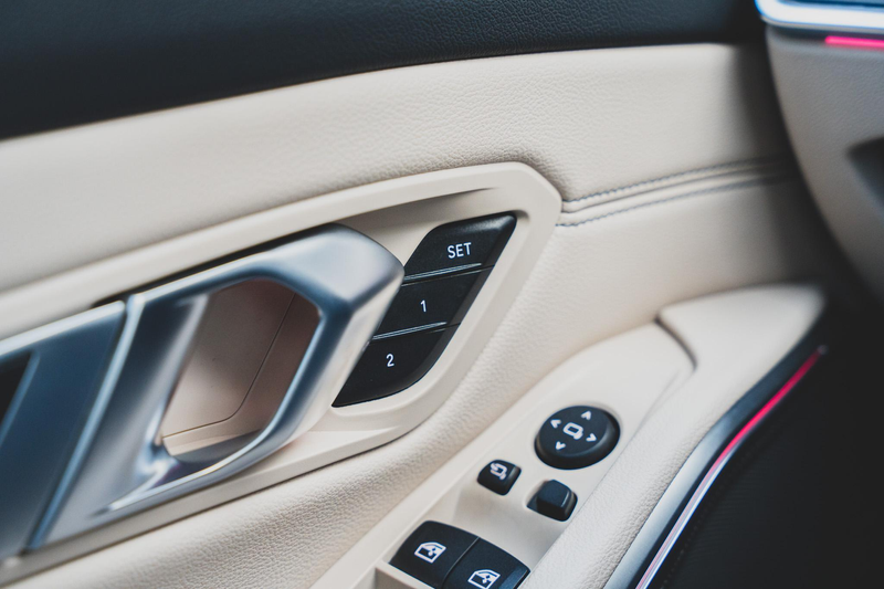 BMW 330 3-serie Touring 330e High Executive TREKHAAK | PAN — photo 30