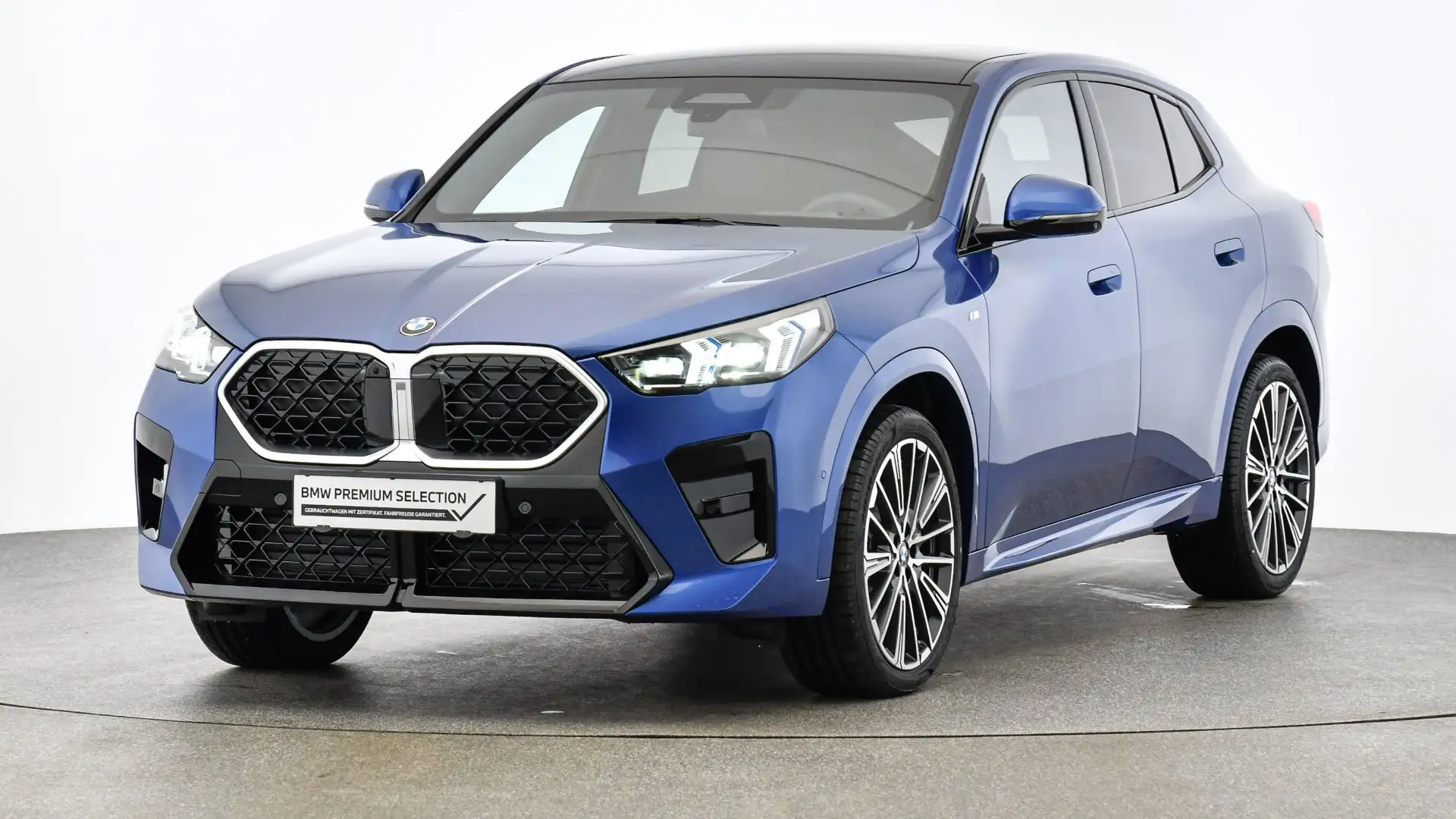 BMW X2 sDrive20i Blau - 2