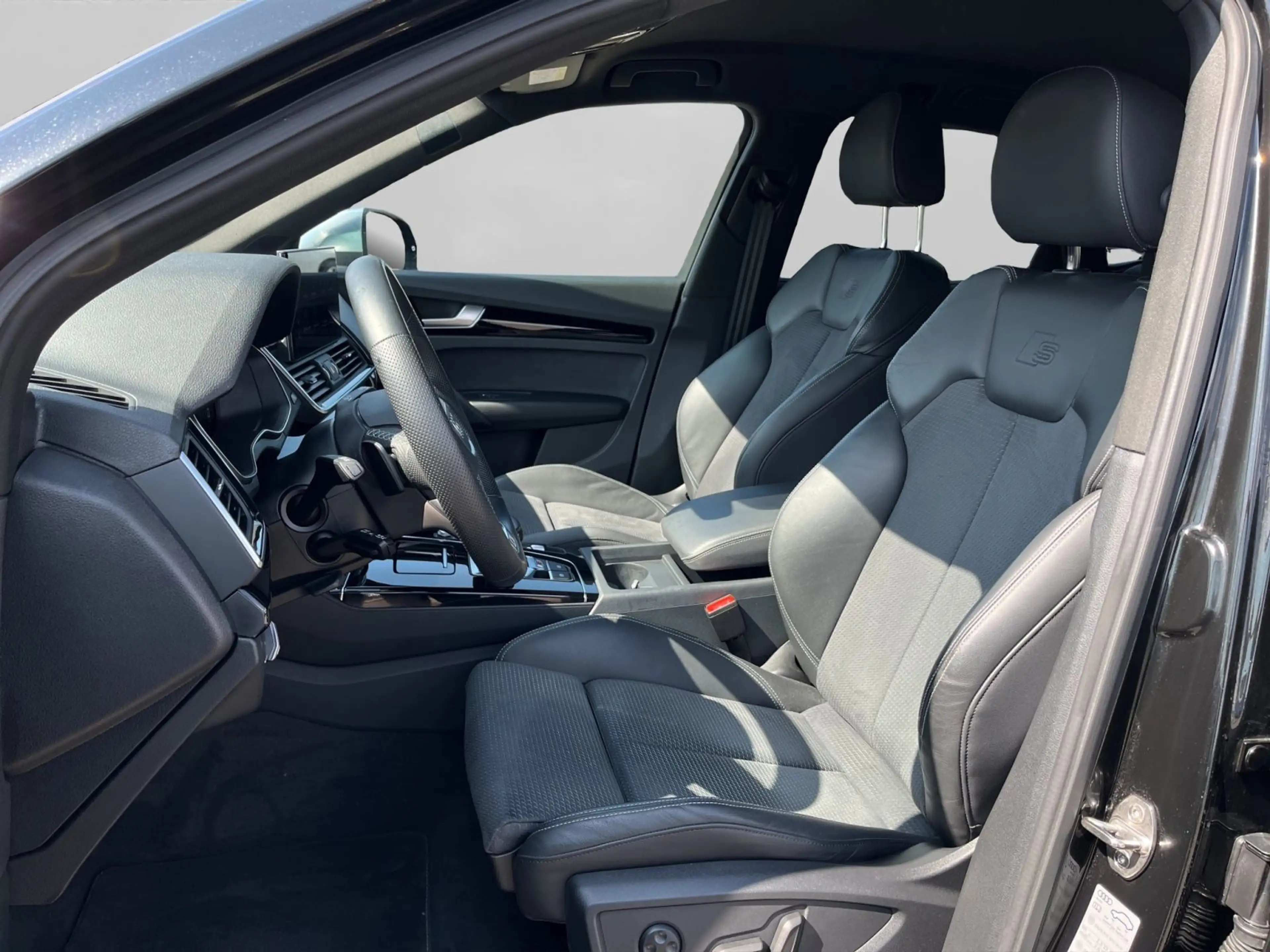 Audi SQ5 Matrix+AHK+Navi+B&O+Kamera — photo 12