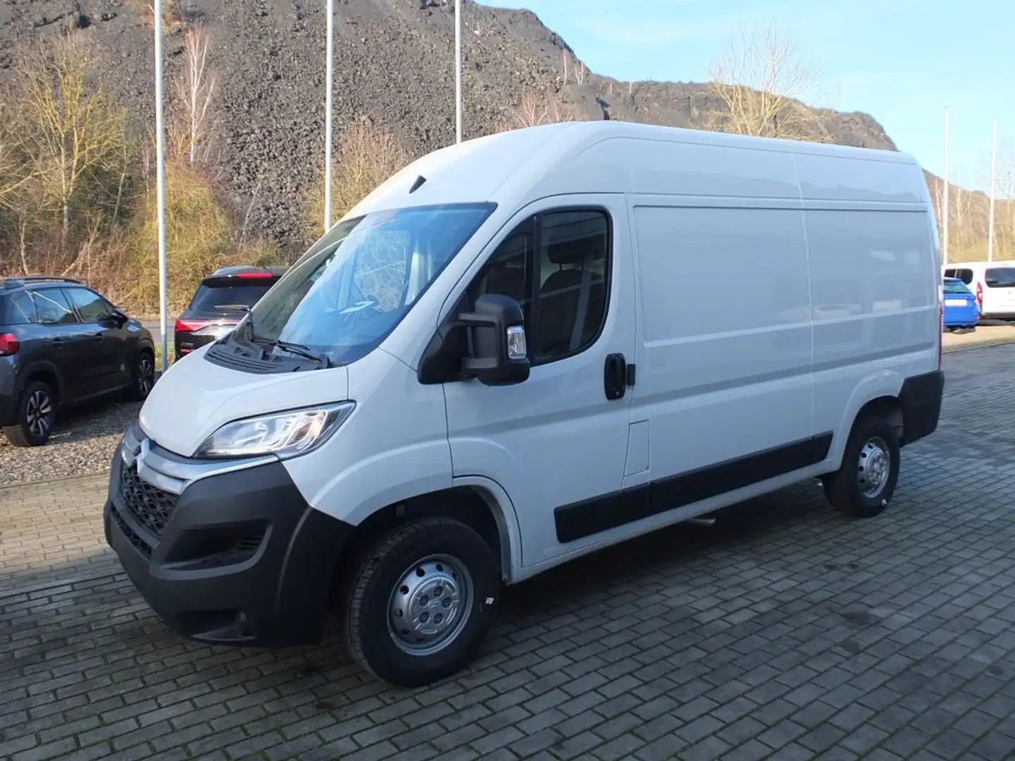 Citroen Jumper 35 L2H2 S&S Weiß - 2