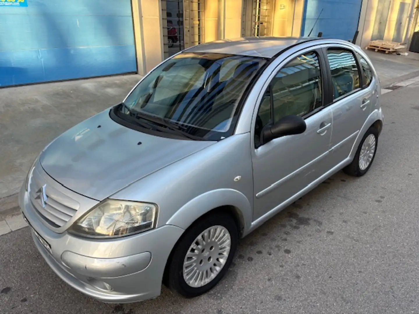 Citroen C3 1.4HDI Exclusive Silber - 2