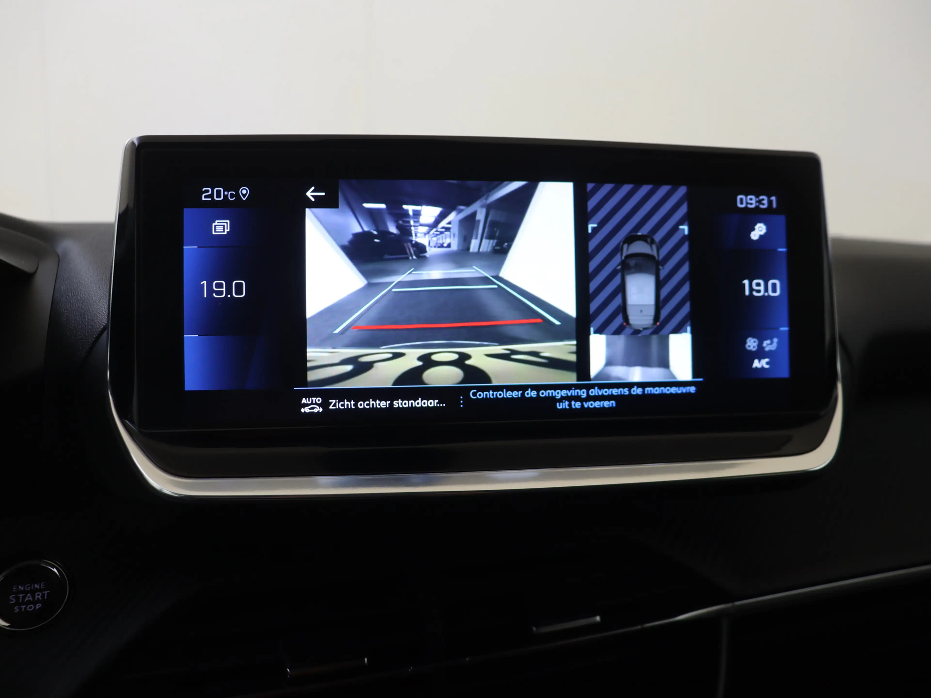 Peugeot 208 1.2 PureTech 100PK Allure Pack Camera | Apple Carp — photo 14