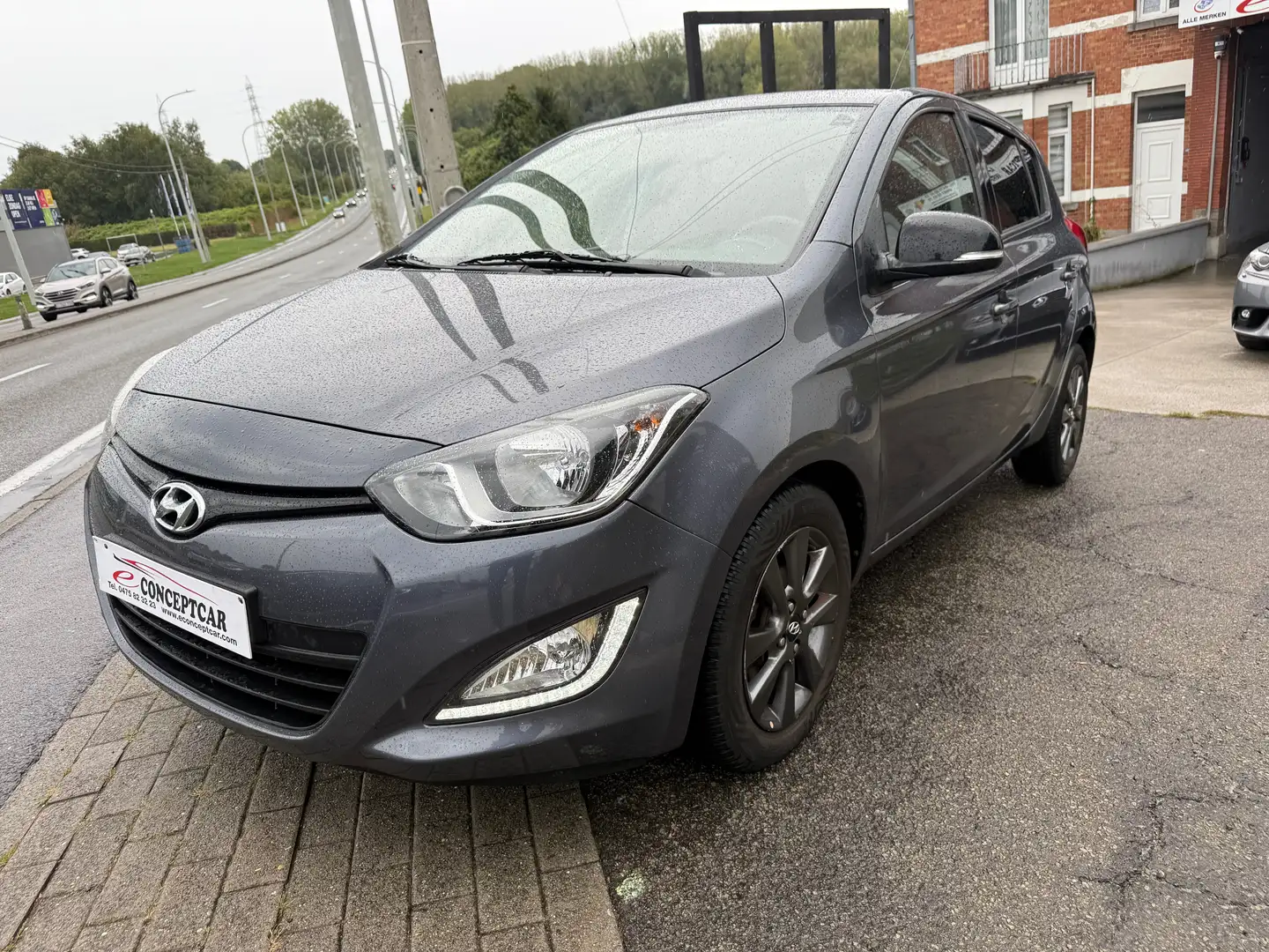 Hyundai i20 i20 1.4i Go! // BOITE AUTO // Gris - 1