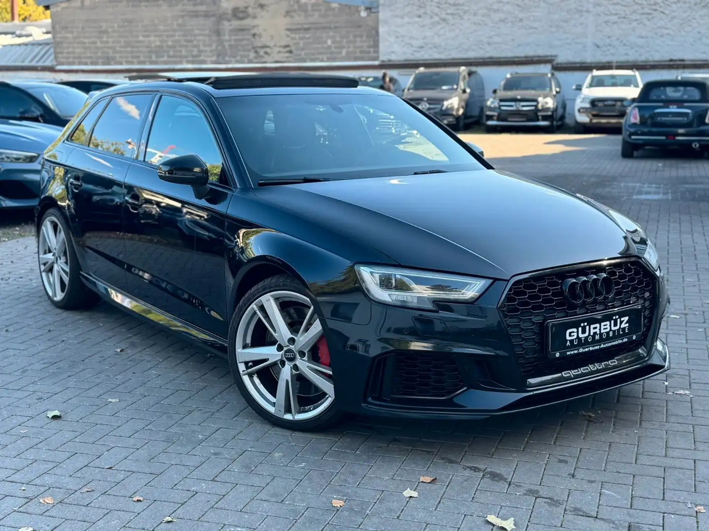 Audi RS3 Quattro 1.HD Matrix LED Pano Bang & Olufsen Noir - 1