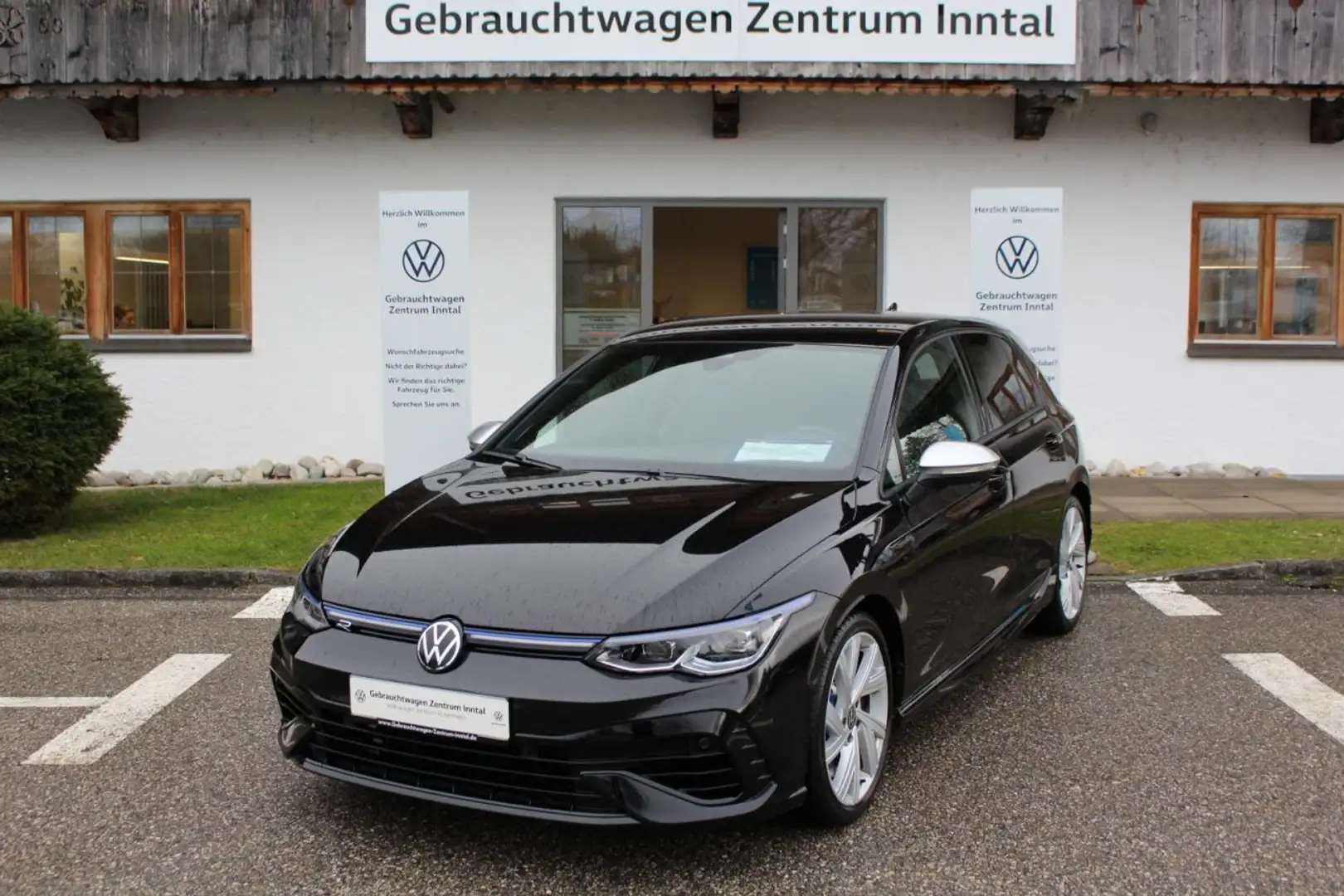 Volkswagen Golf R 2,0 TSI DSG 4Motion (IQ.Light,DCC, Navi) Klima Fekete - 2