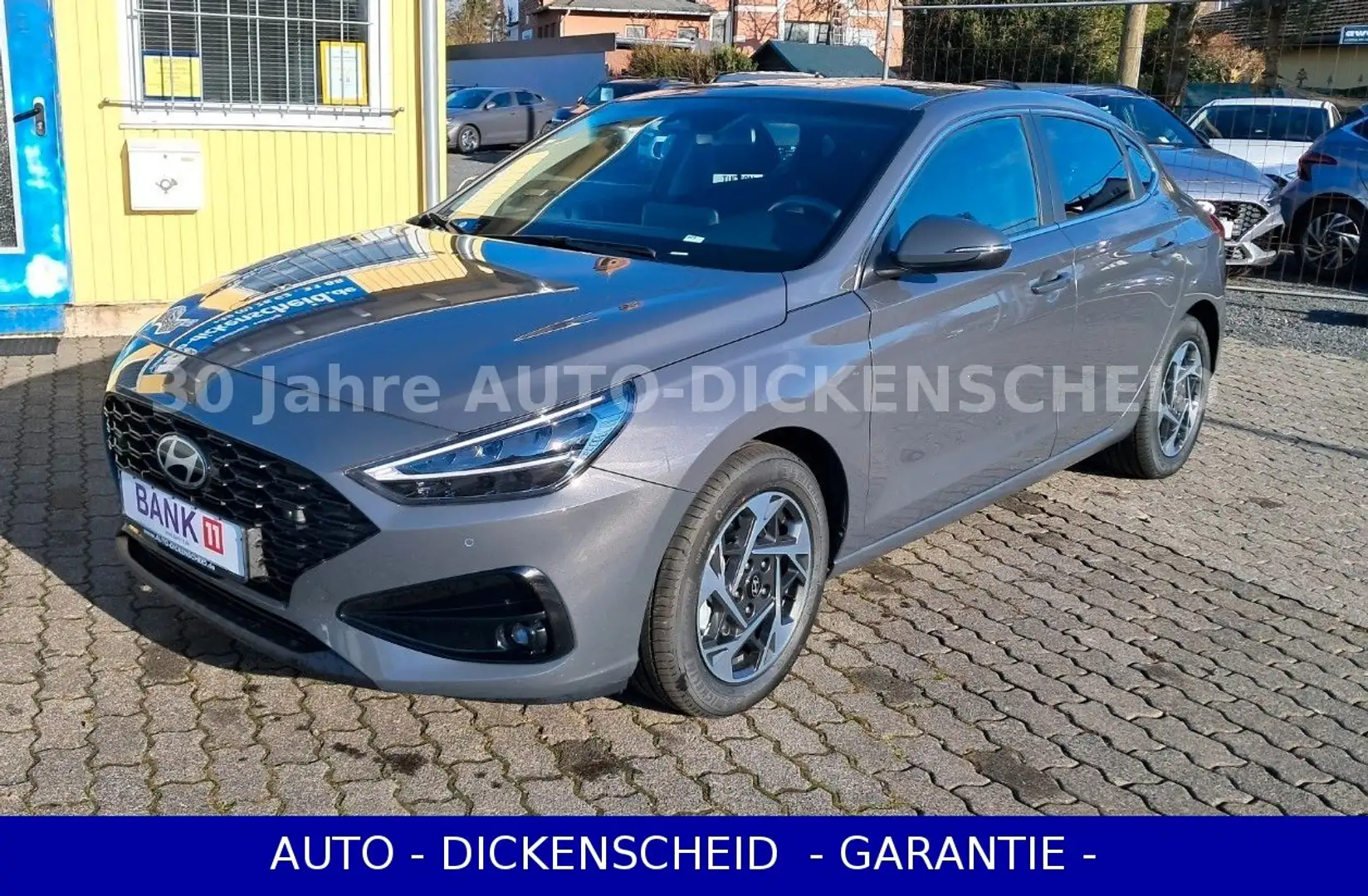 Hyundai i30 FASTBACK-1.5T-48V DCT-Style-LED-SH-LH-NAVI Grigio - 1
