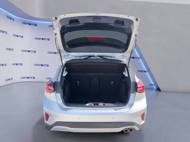 Ford Focus view 17