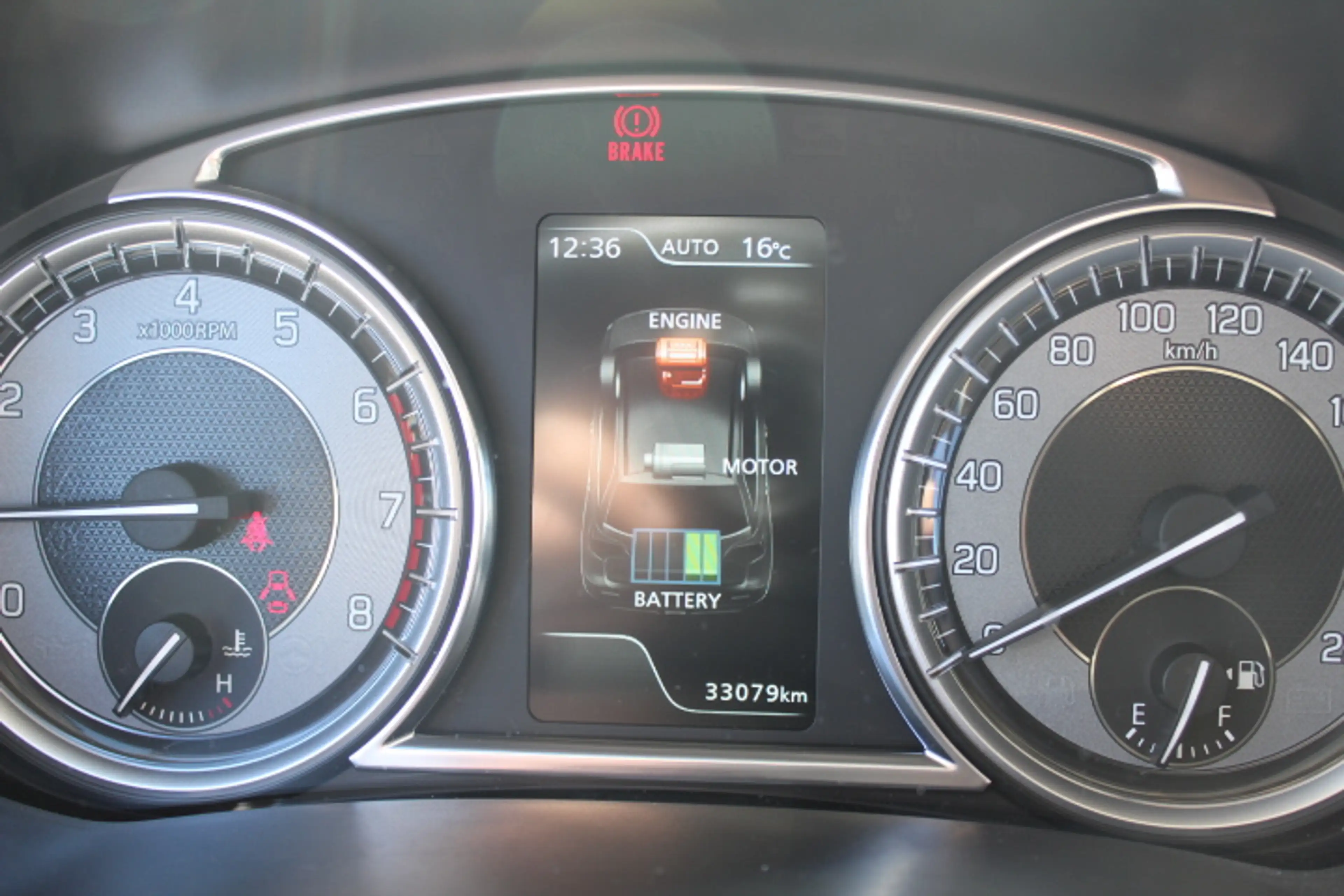 Suzuki Vitara Vitara 1.4 Boosterjet Hybrid Allgrip Comfort — photo 19