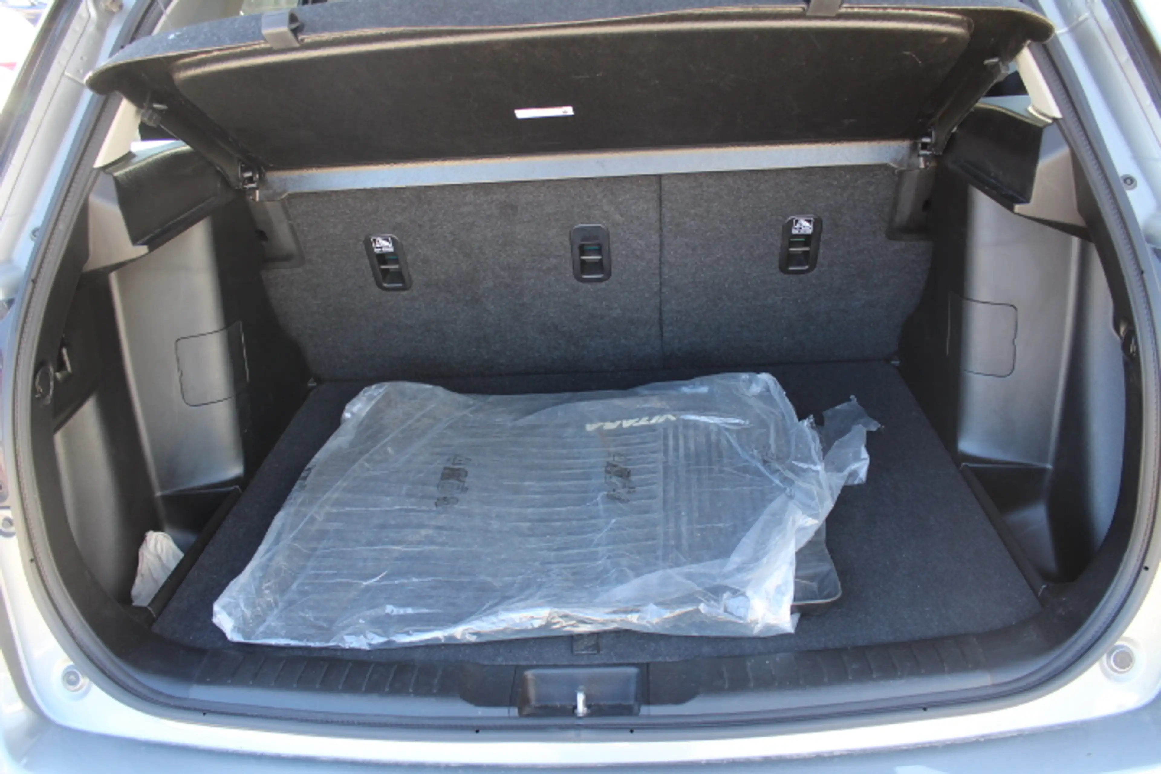 Suzuki Vitara Vitara 1.4 Boosterjet Hybrid Allgrip Comfort — photo 11