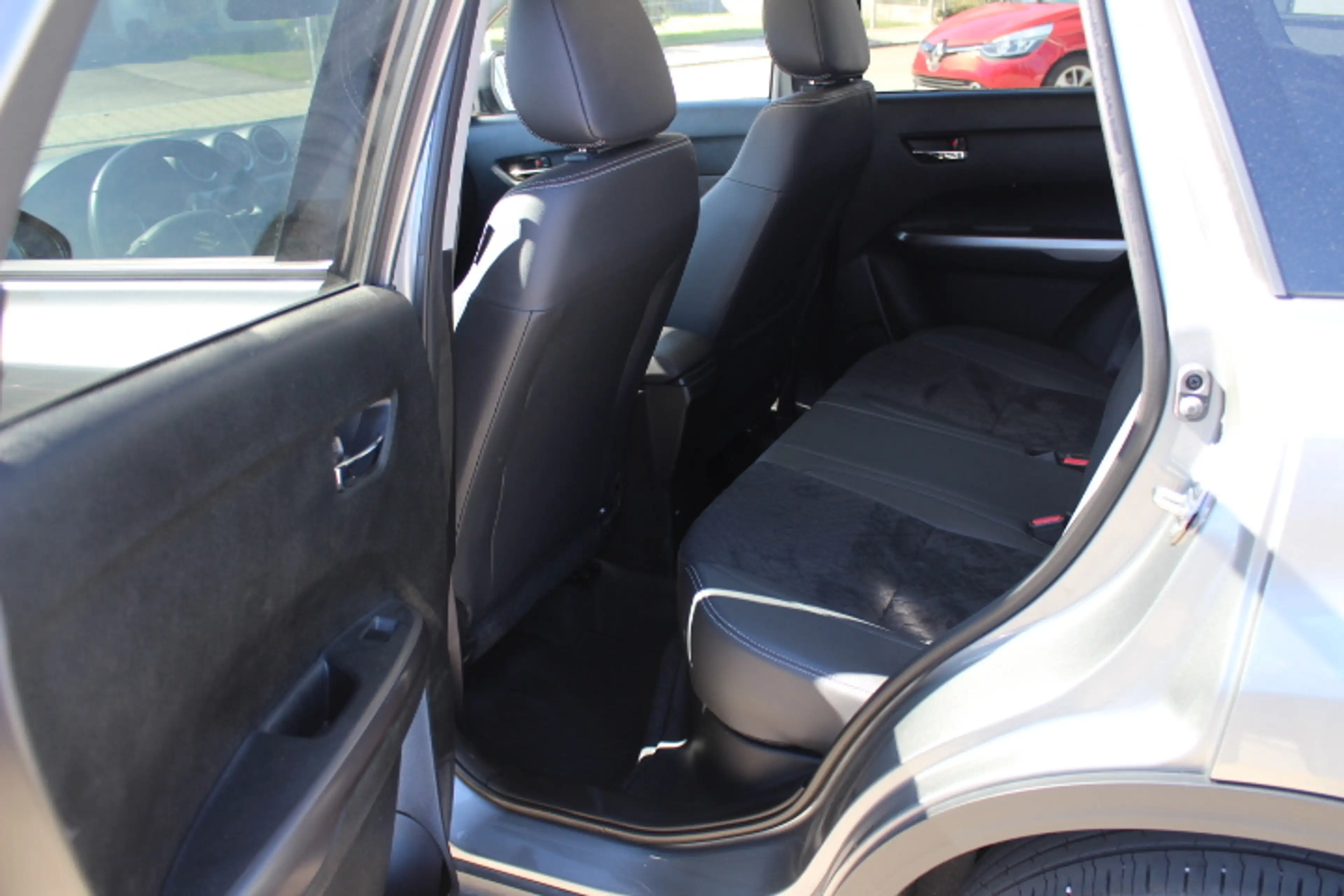 Suzuki Vitara Vitara 1.4 Boosterjet Hybrid Allgrip Comfort — photo 10