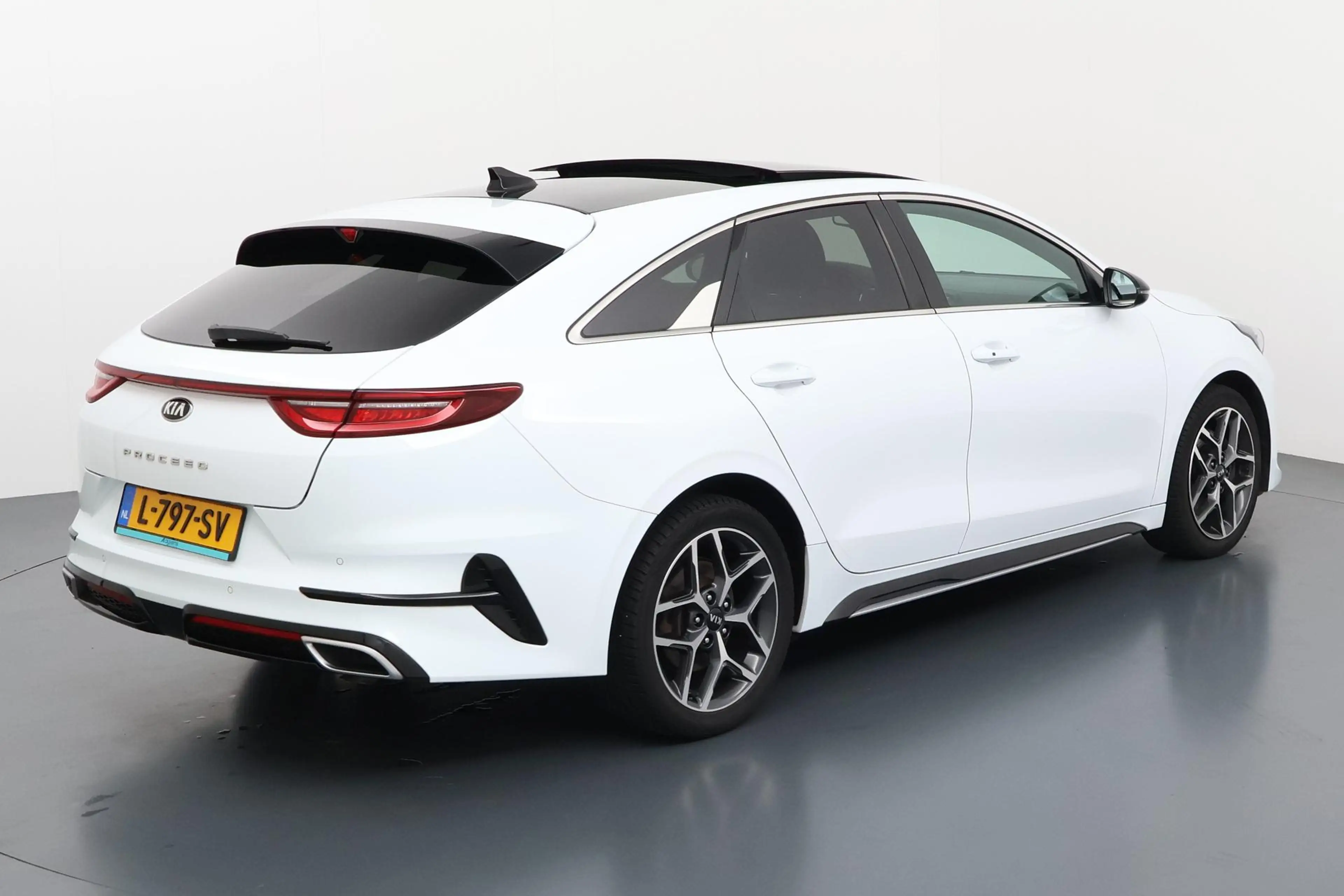 Kia ProCeed / pro_cee'd 1.5 T-GDI GT-Line Sportief design met een vleugje — photo 5