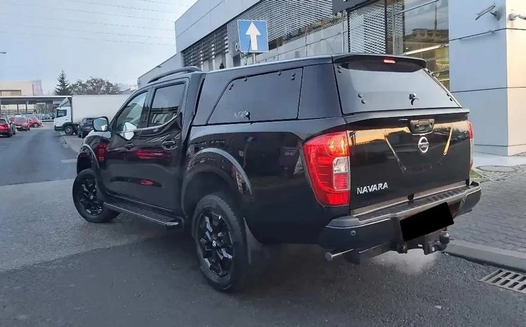 Nissan Navara 2.3 dci d.cab N-Guard 4wd - 1