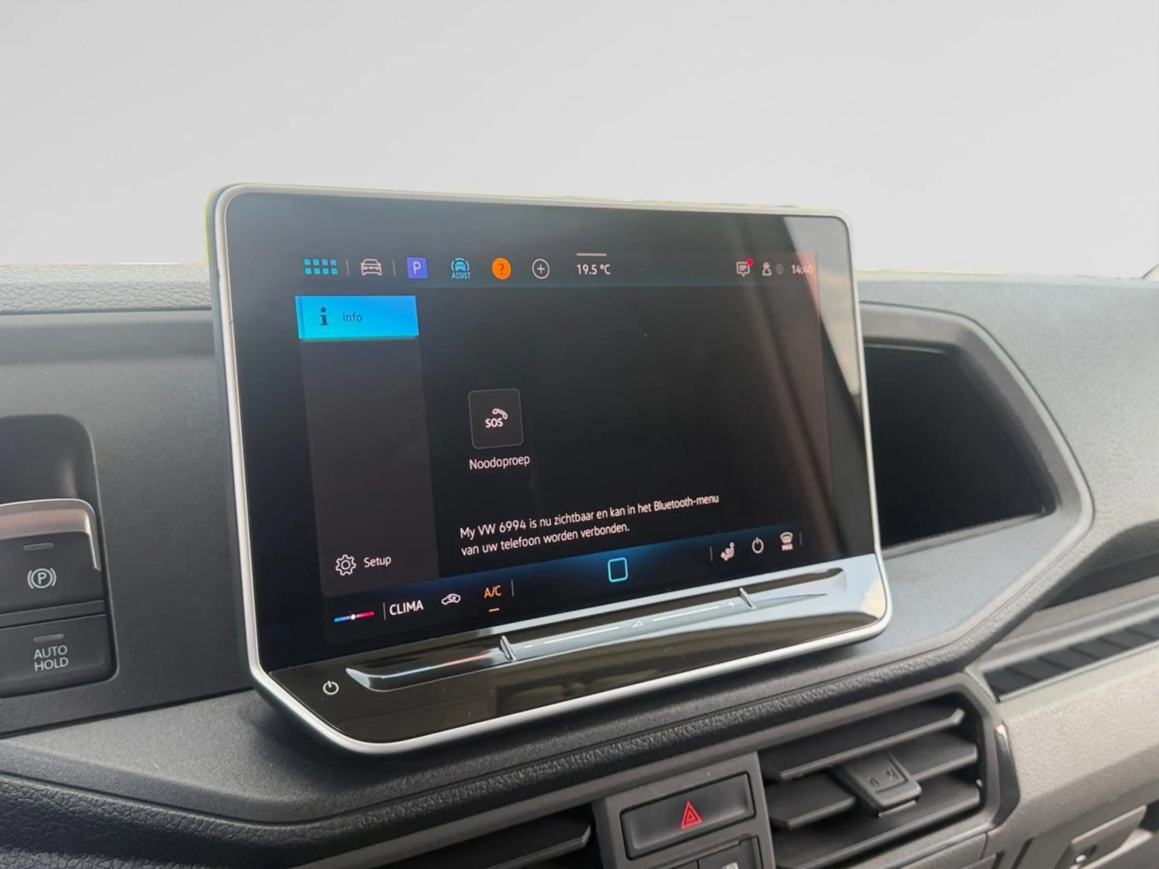 Volkswagen Crafter 2.0 TDi (140pk) /// Parkeersensoren voor & achteraan /// Android Auto & Appel Carplay /// — photo 15