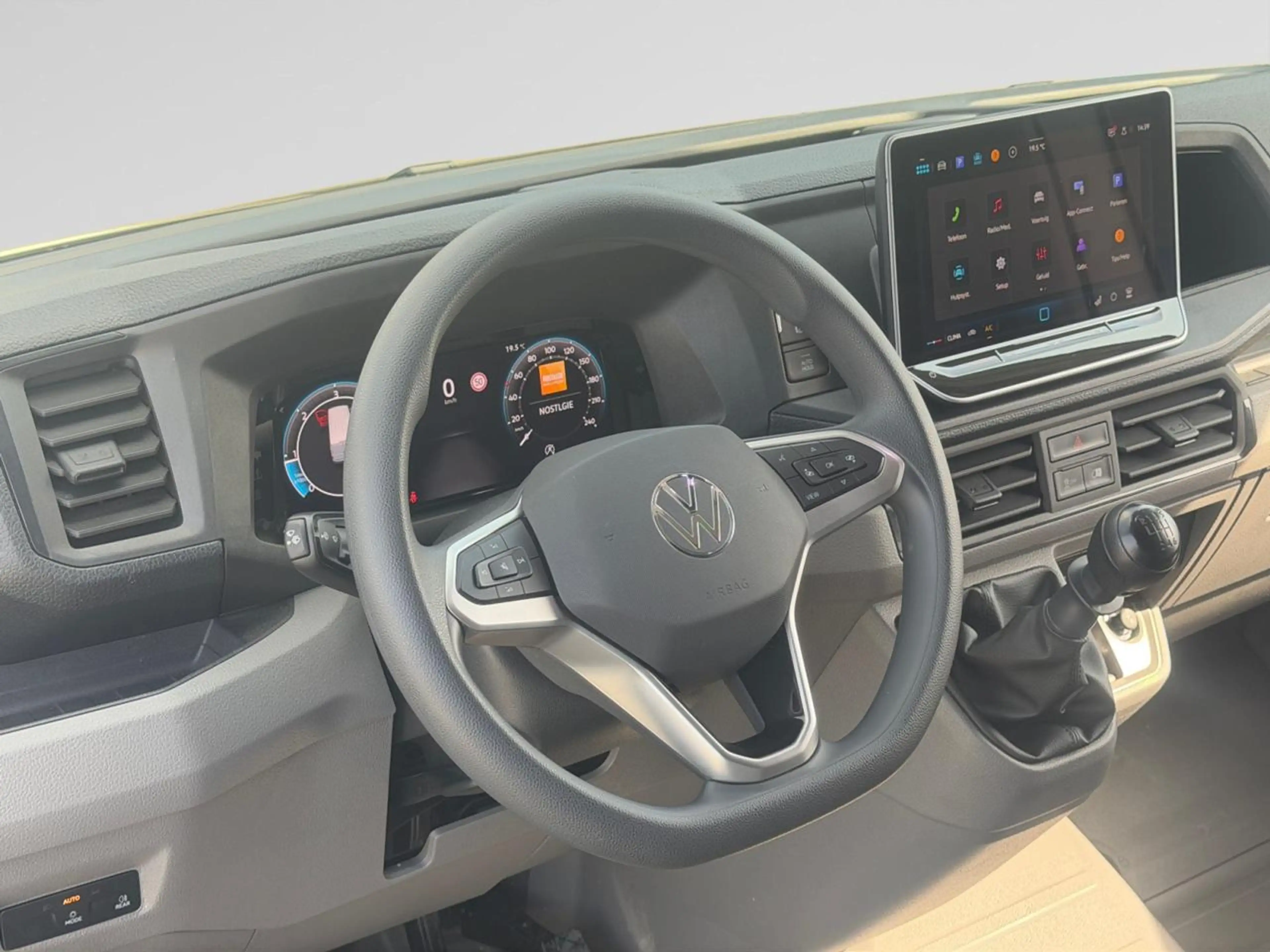 Volkswagen Crafter 2.0 TDi (140pk) /// Parkeersensoren voor & achteraan /// Android Auto & Appel Carplay /// — photo 10