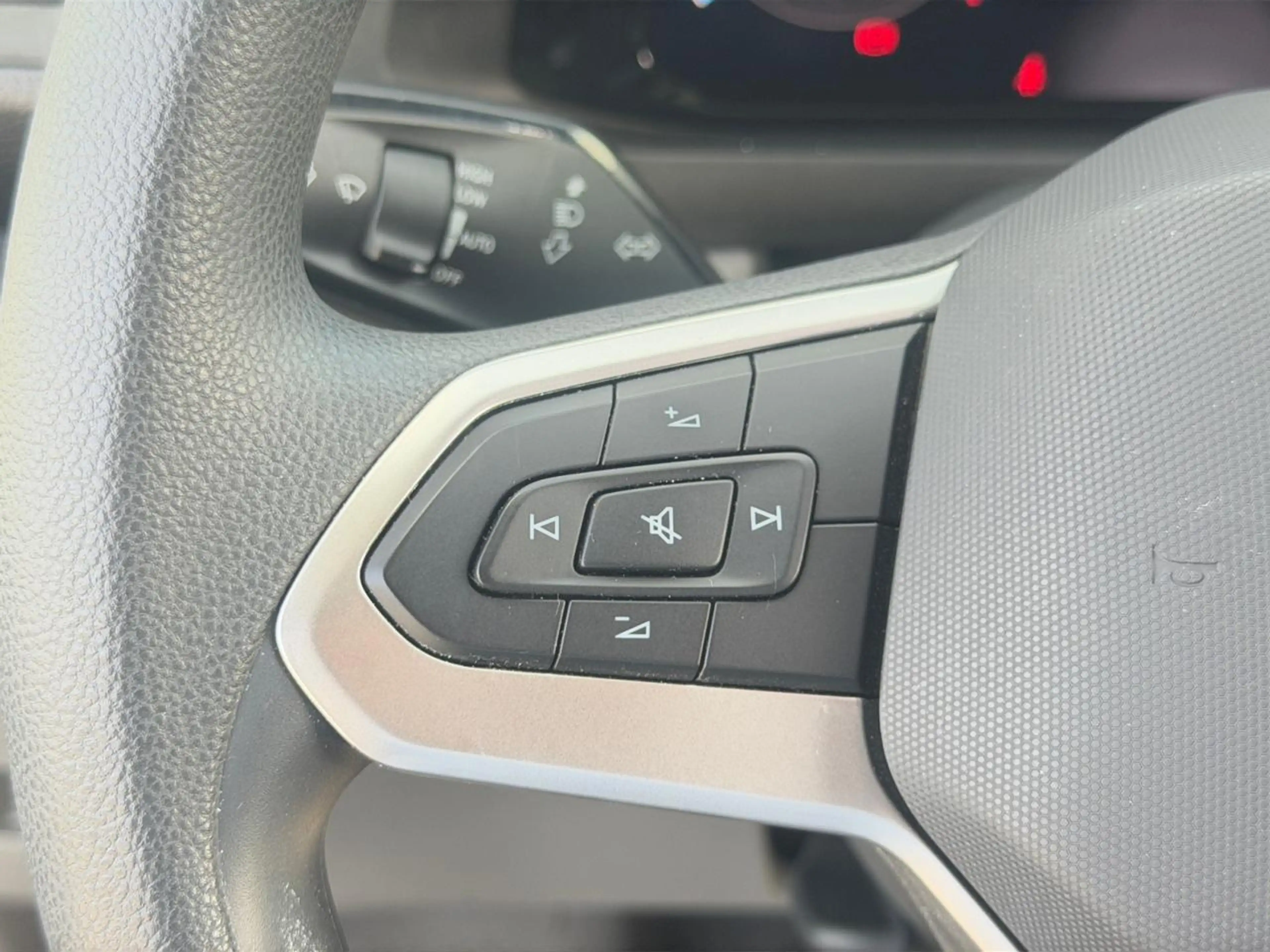 Volkswagen Crafter 2.0 TDi (140pk) /// Parkeersensoren voor & achteraan /// Android Auto & Appel Carplay /// — photo 12