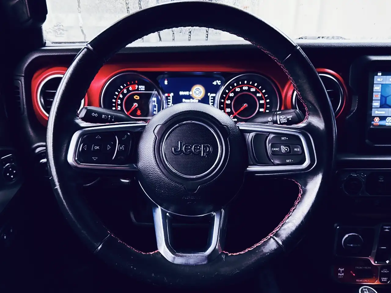 Jeep Wrangler снимка Jeep Wrangler