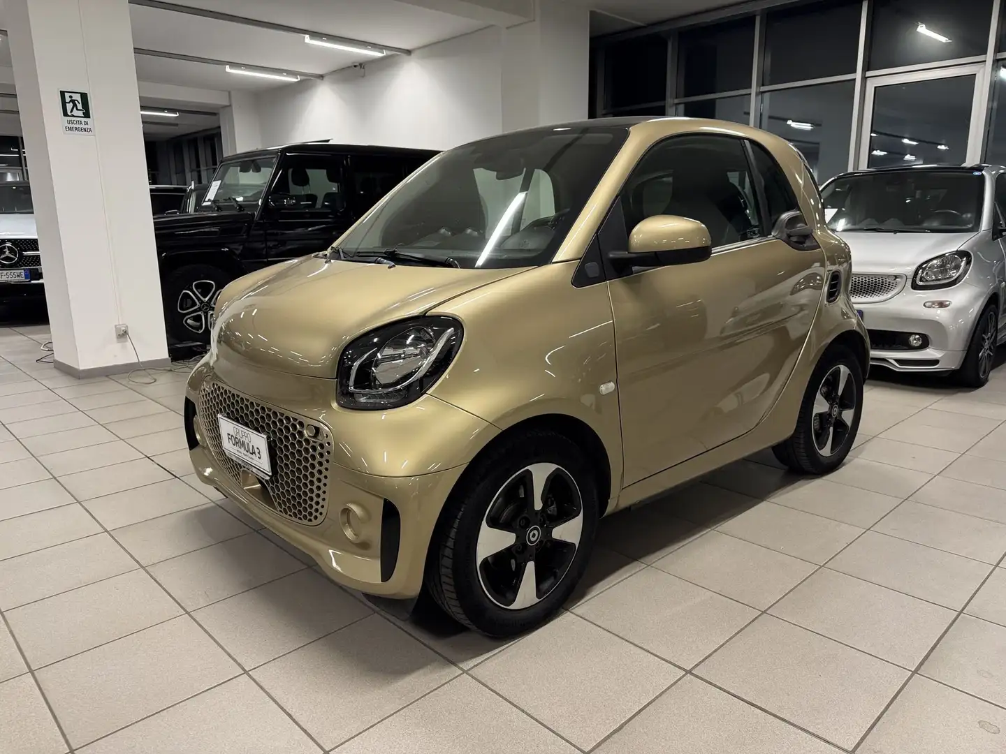 smart forTwo EQ 60kW passion Gold - 1