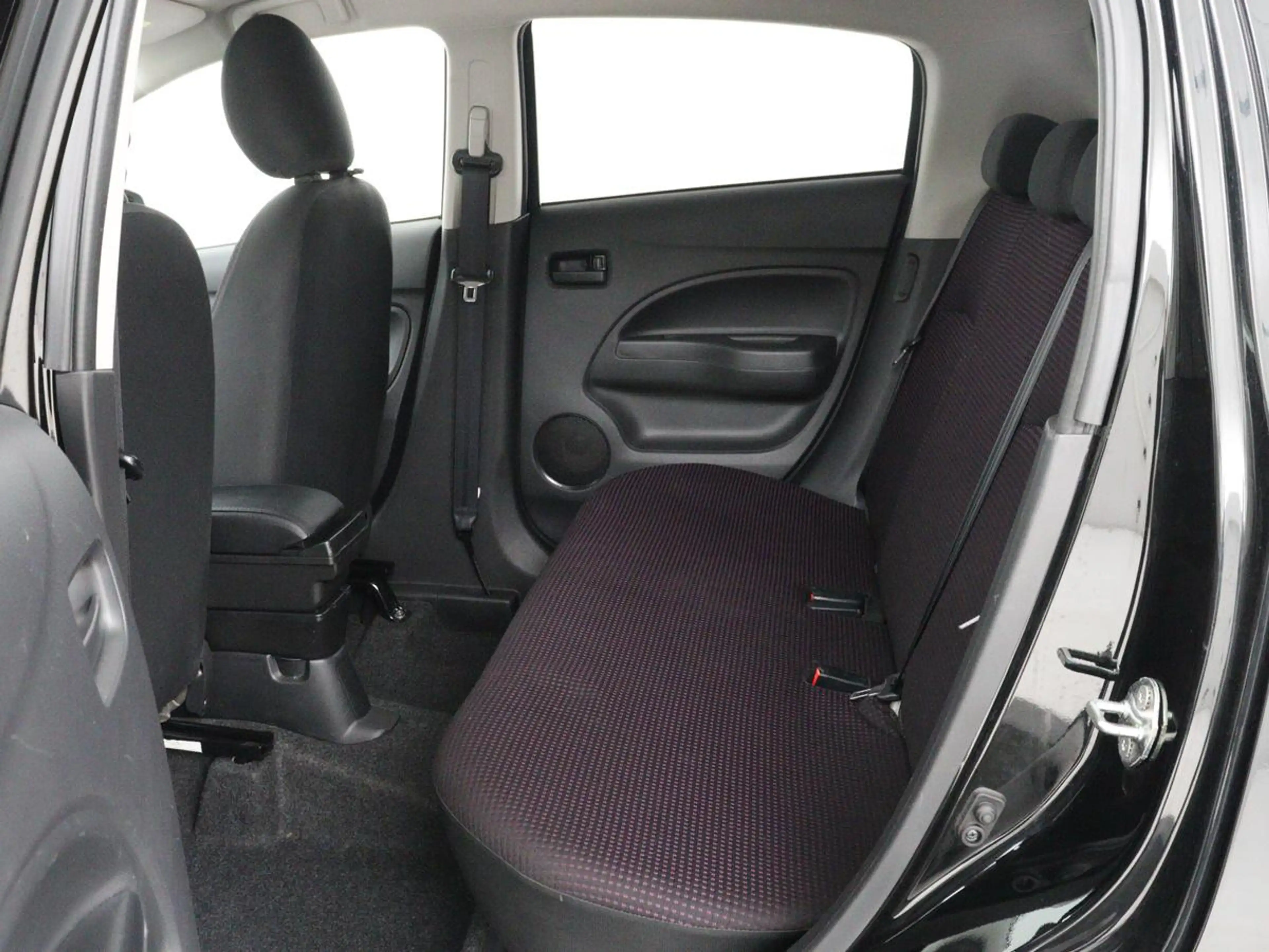 Mitsubishi Space Star 1.2 Invite | Navigatie | Cruise control | Carplay — photo 6
