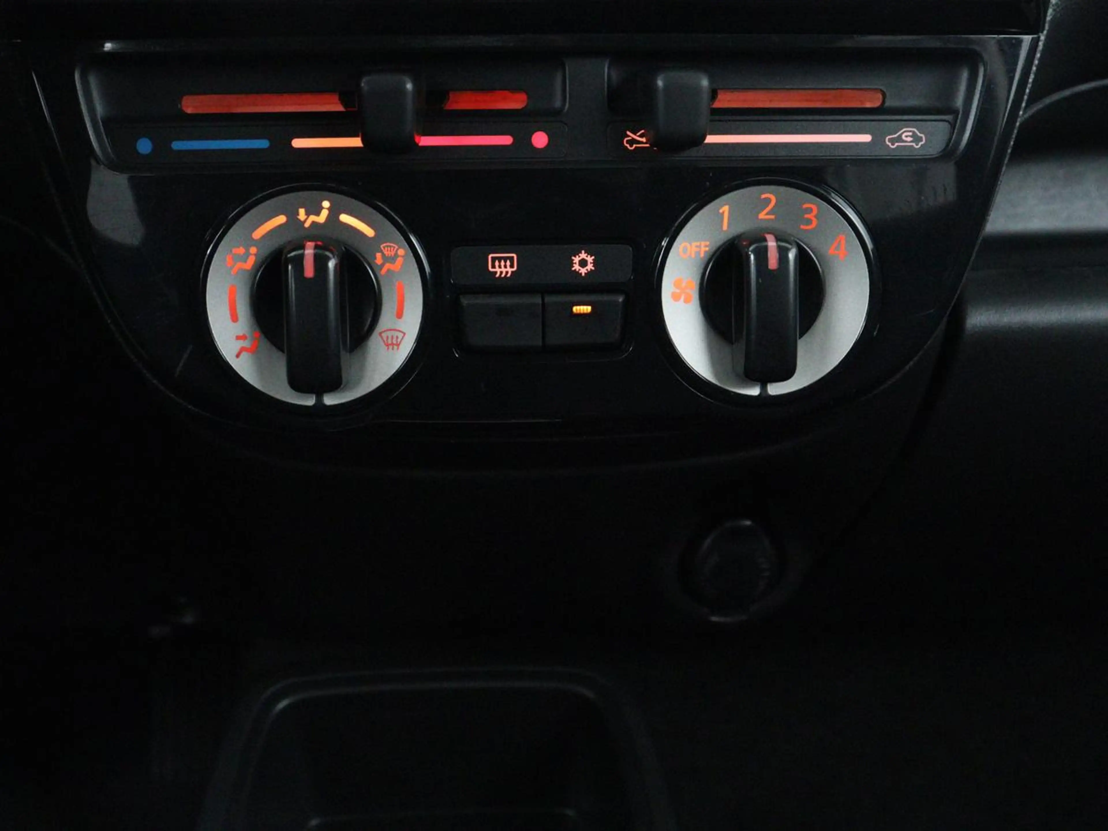 Mitsubishi Space Star 1.2 Invite | Navigatie | Cruise control | Carplay — photo 22