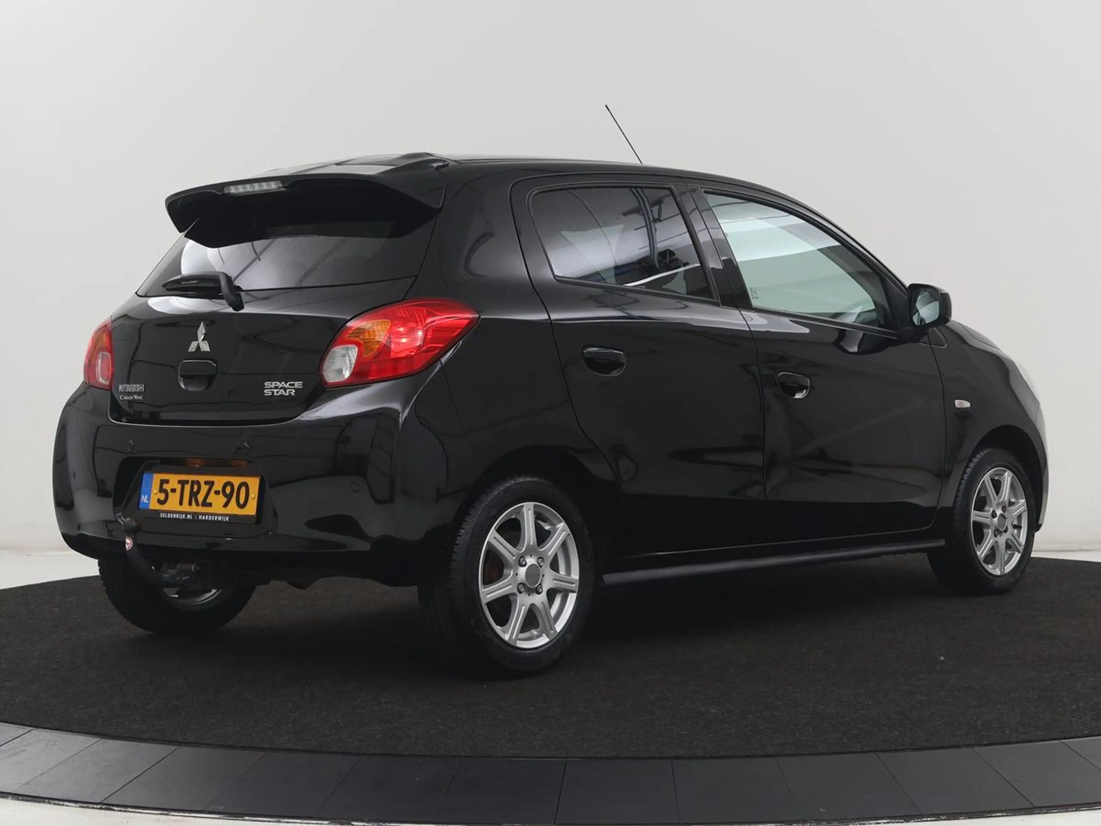 Mitsubishi Space Star 1.2 Invite | Navigatie | Cruise control | Carplay — photo 27