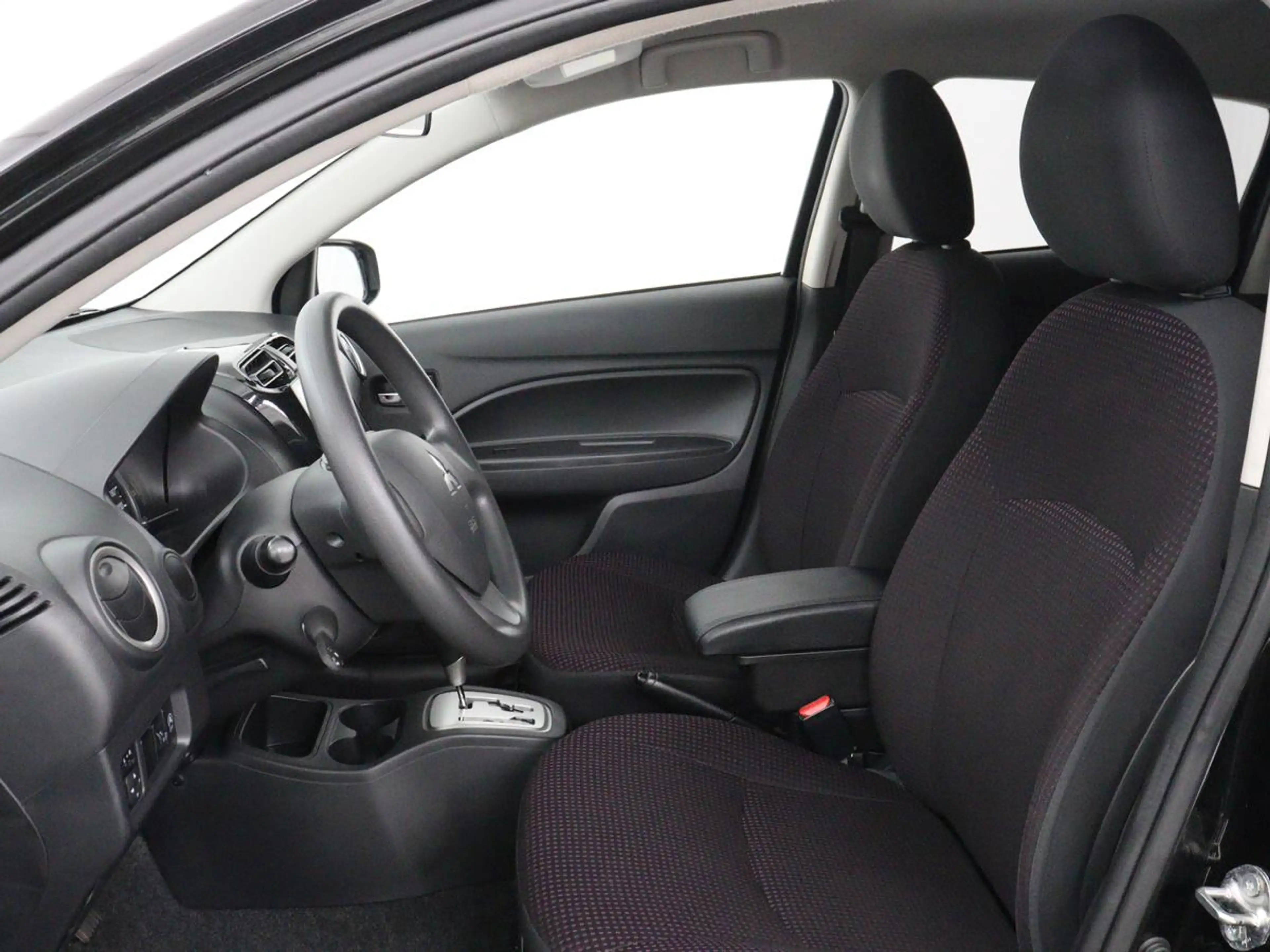 Mitsubishi Space Star 1.2 Invite | Navigatie | Cruise control | Carplay — photo 5