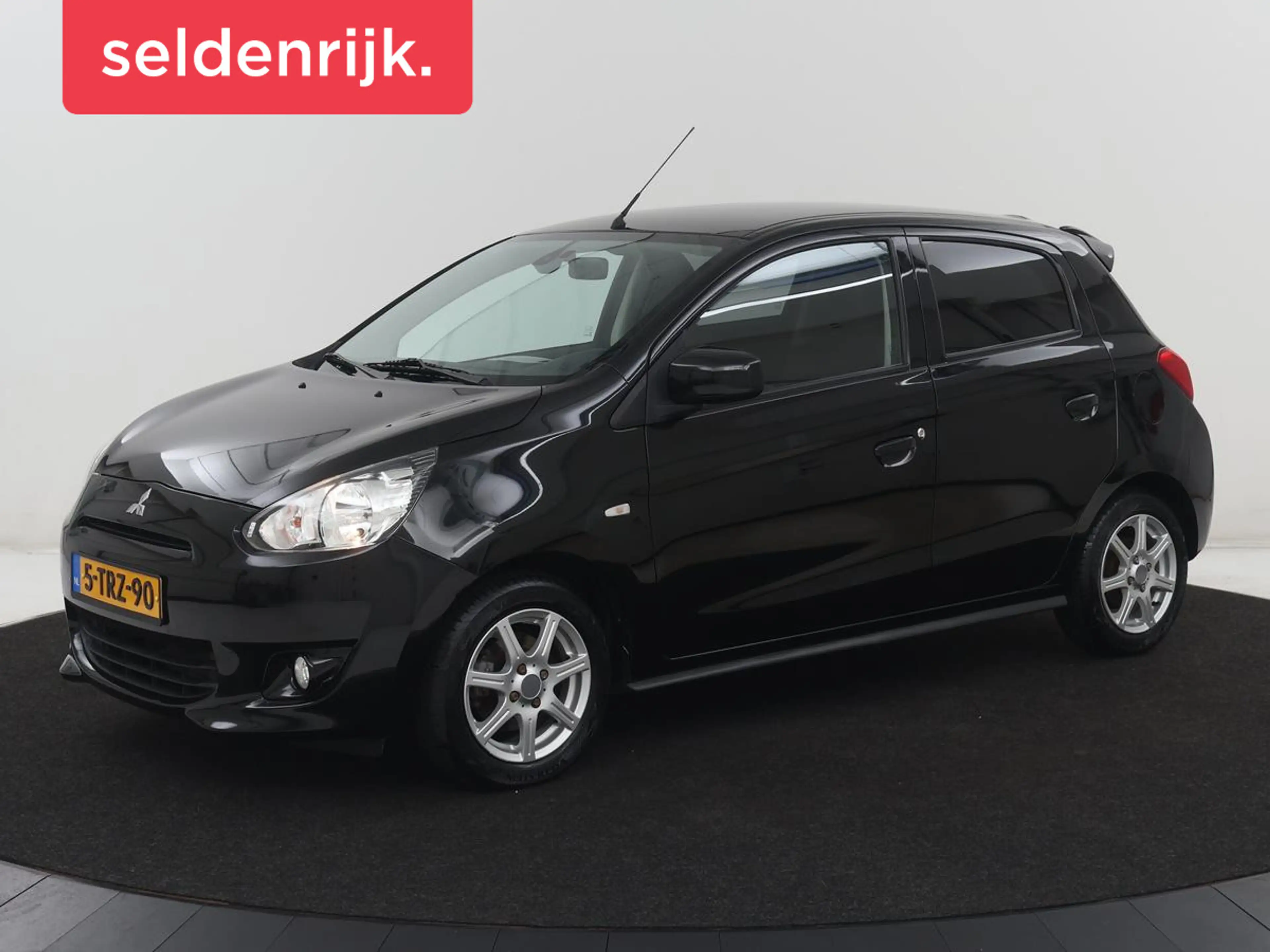Mitsubishi Space Star 1.2 Invite | Navigatie | Cruise control | Carplay