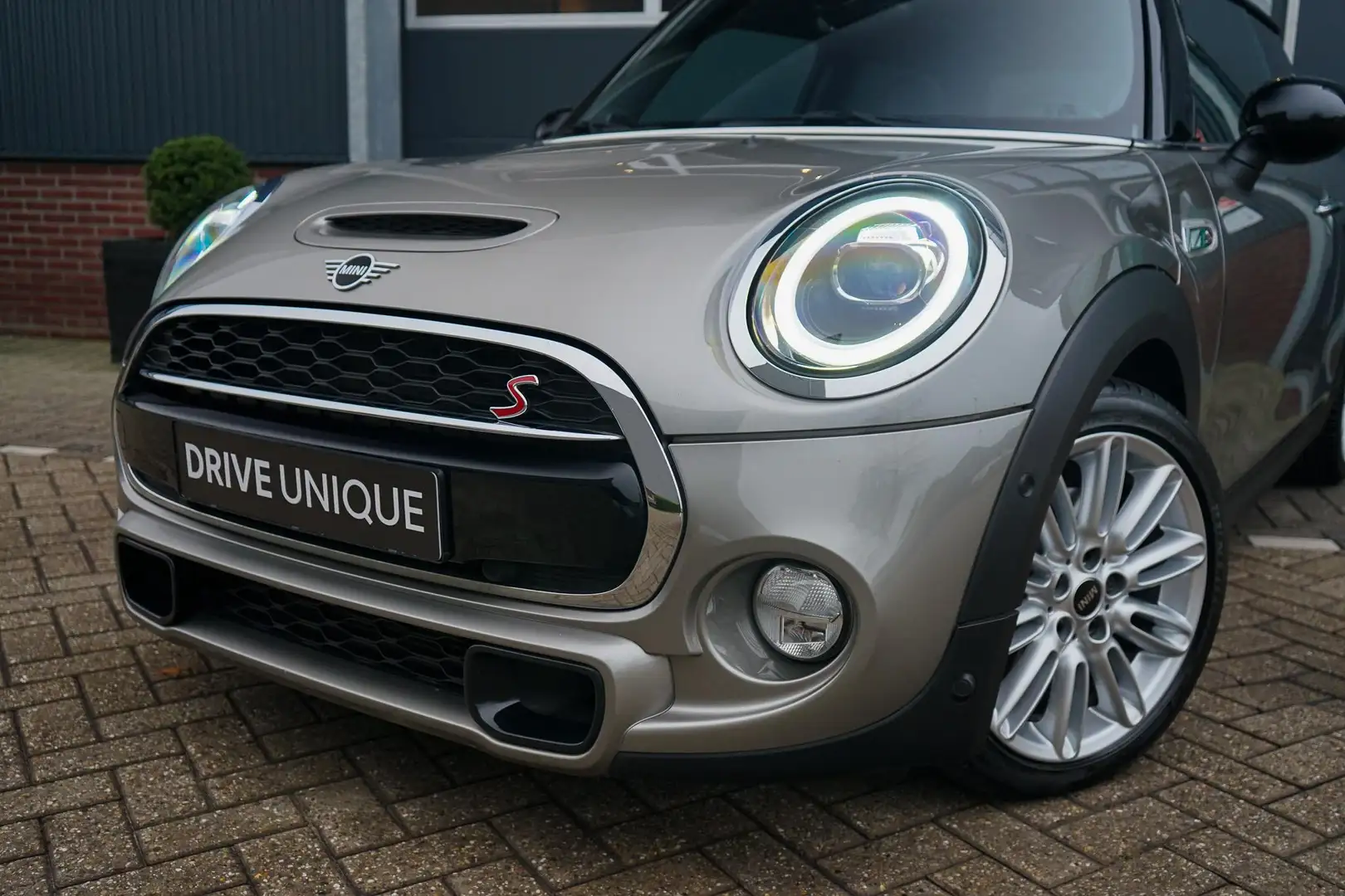 MINI Cooper S 2.0 Chili Silber - 2