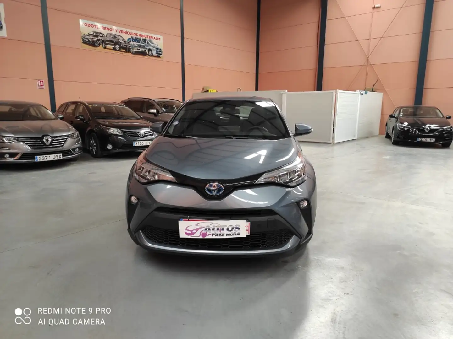 Toyota C-HR Todoterreno Automático de 5 Puertas Gris - 1
