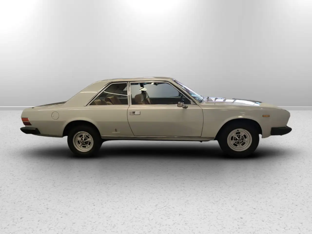 Fiat 130 COUPE' MANUALE, foto 4