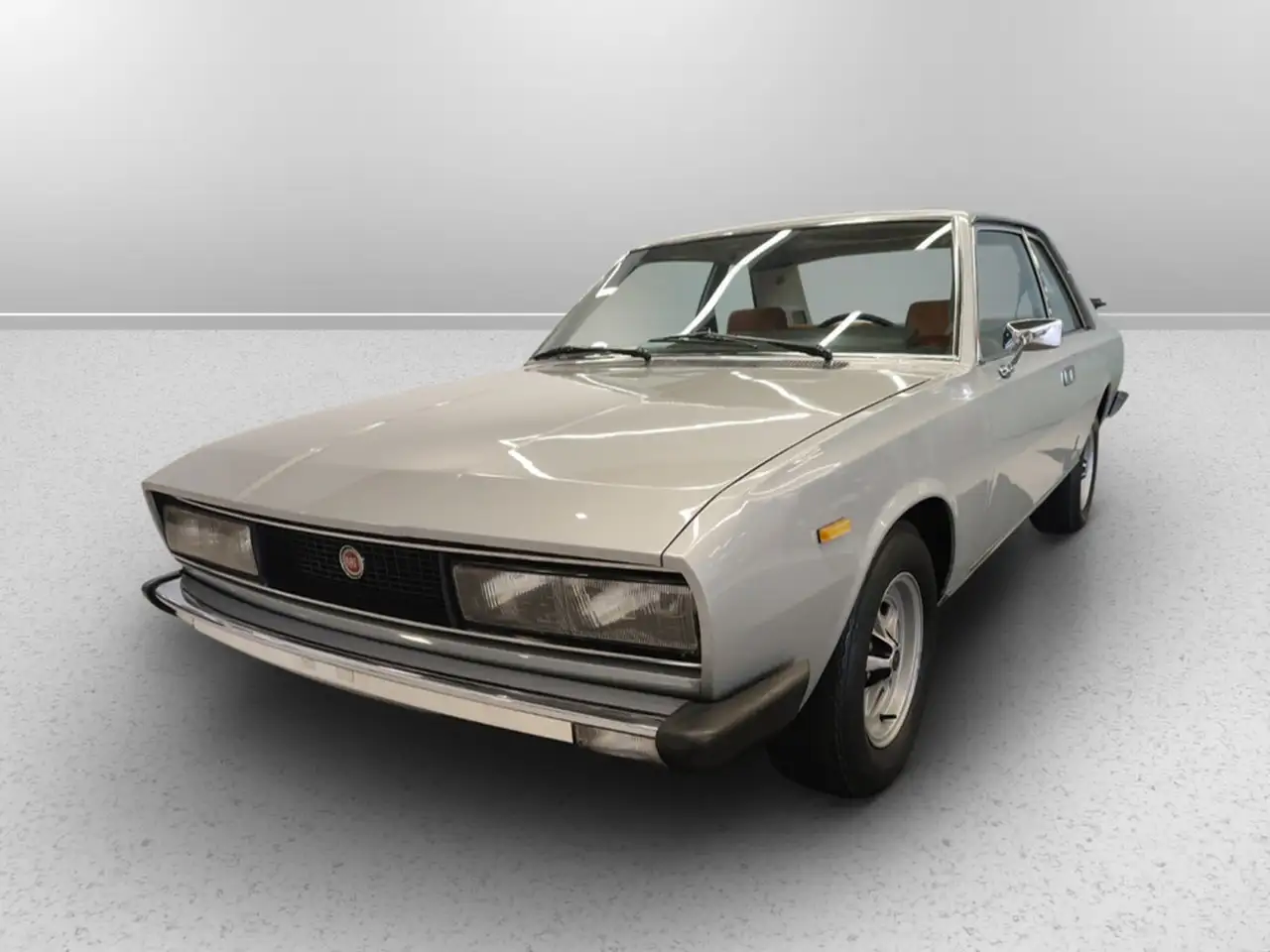 Fiat 130 COUPE' MANUALE, foto 1