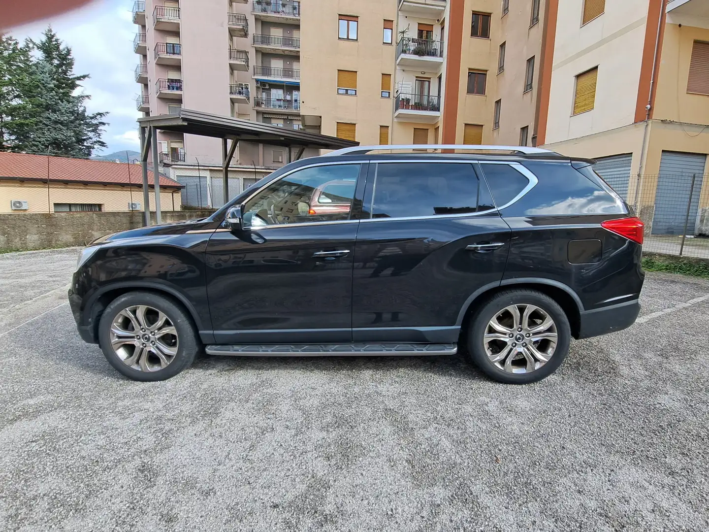 SsangYong Rexton Rexton 2.2 e-xdi Icon 4wd auto Negru - 2
