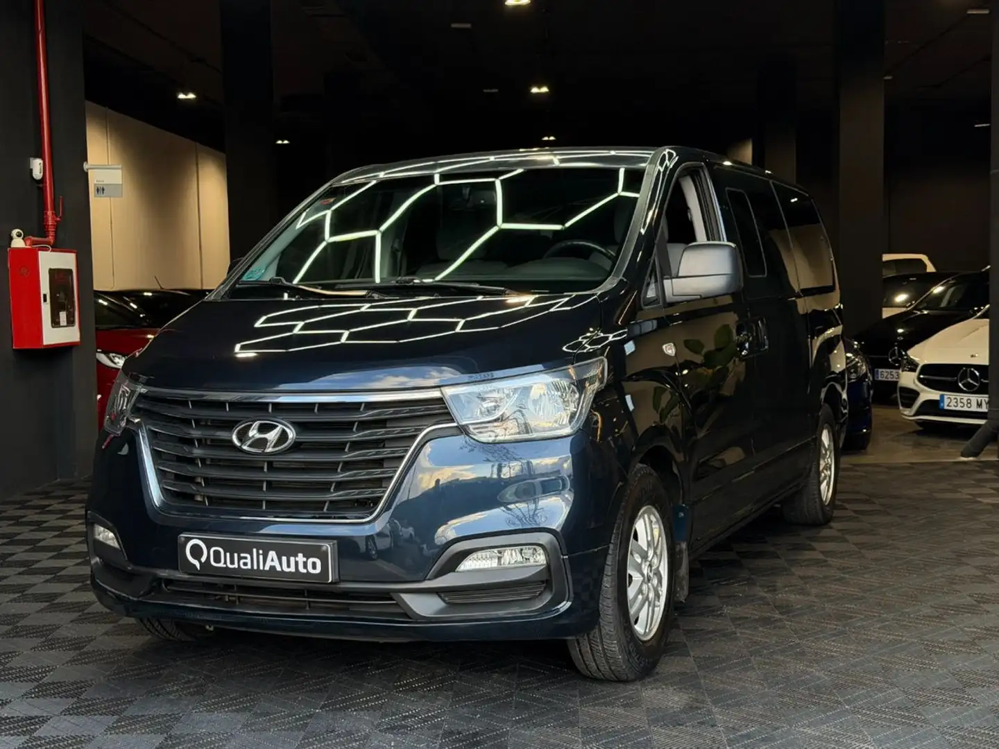 Hyundai H-1 H1 Travel 2.5CRDi Tecno 136 Azul - 2