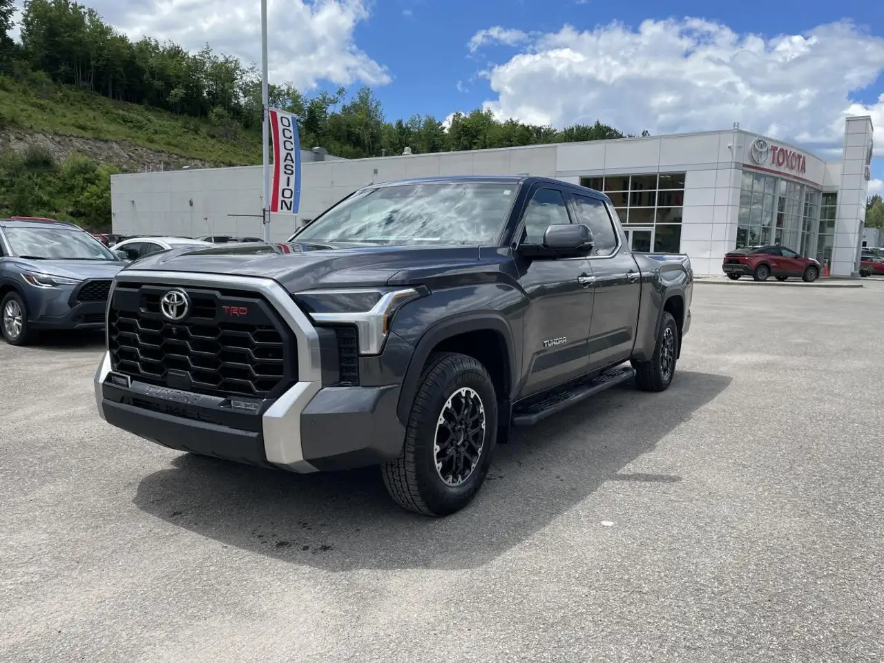 Toyota Tundra снимка Toyota Tundra